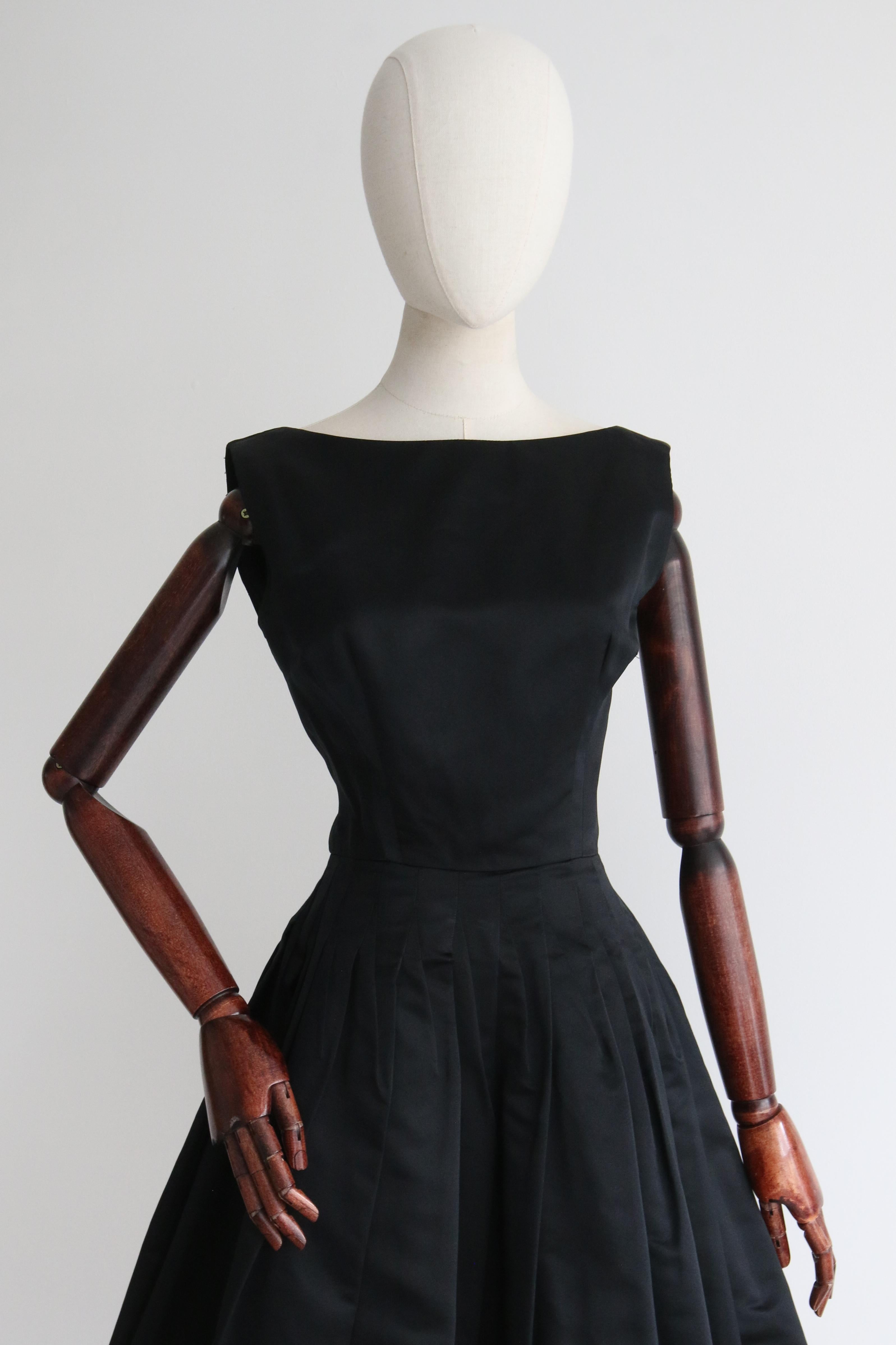 1950'S Black Satin Pointed Seam Dress UK 8 US 4  3