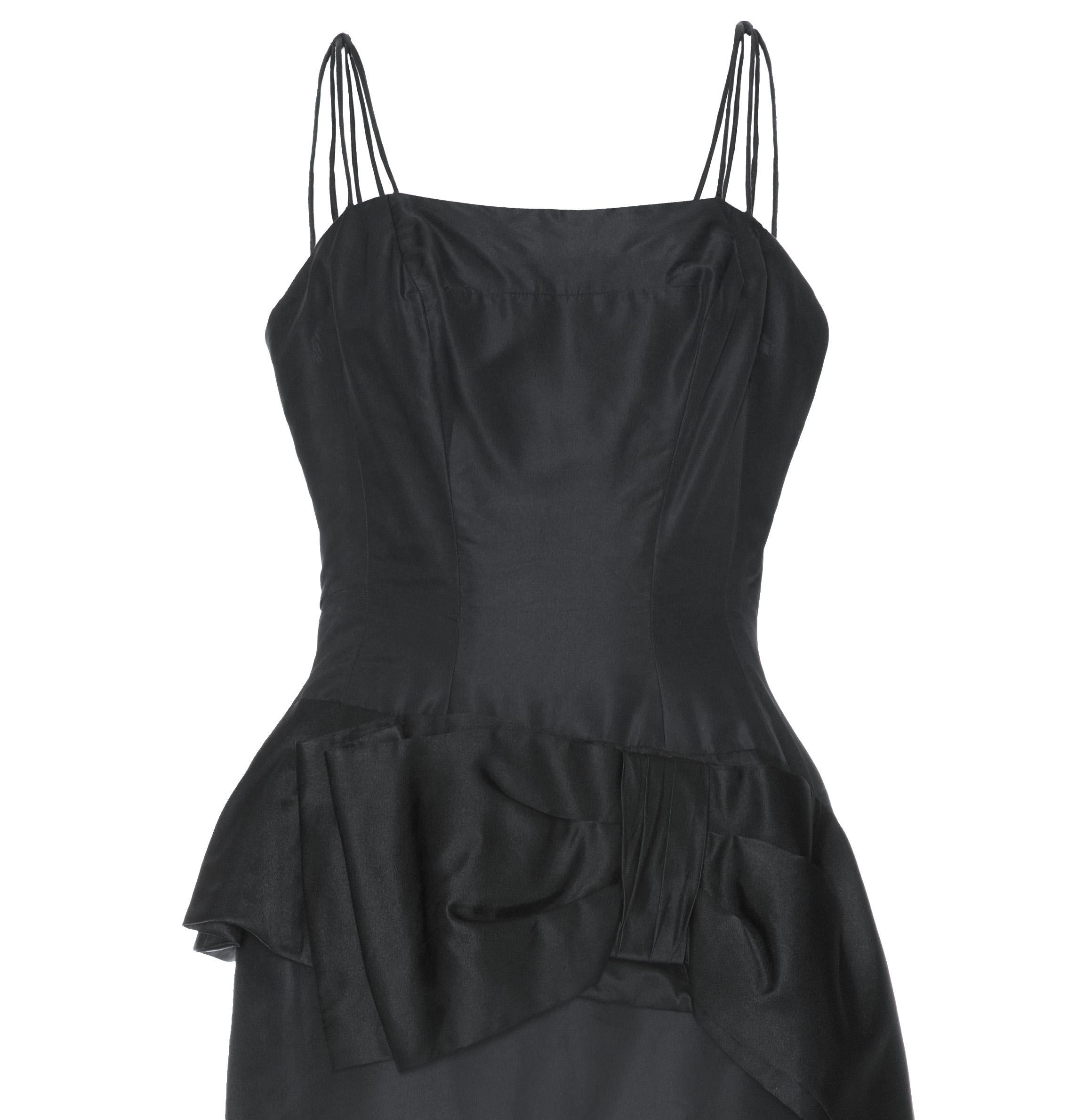 Noir Ensemble jupe crayon et haut de soirée couture en soie noire ajustée des années 1950 en vente