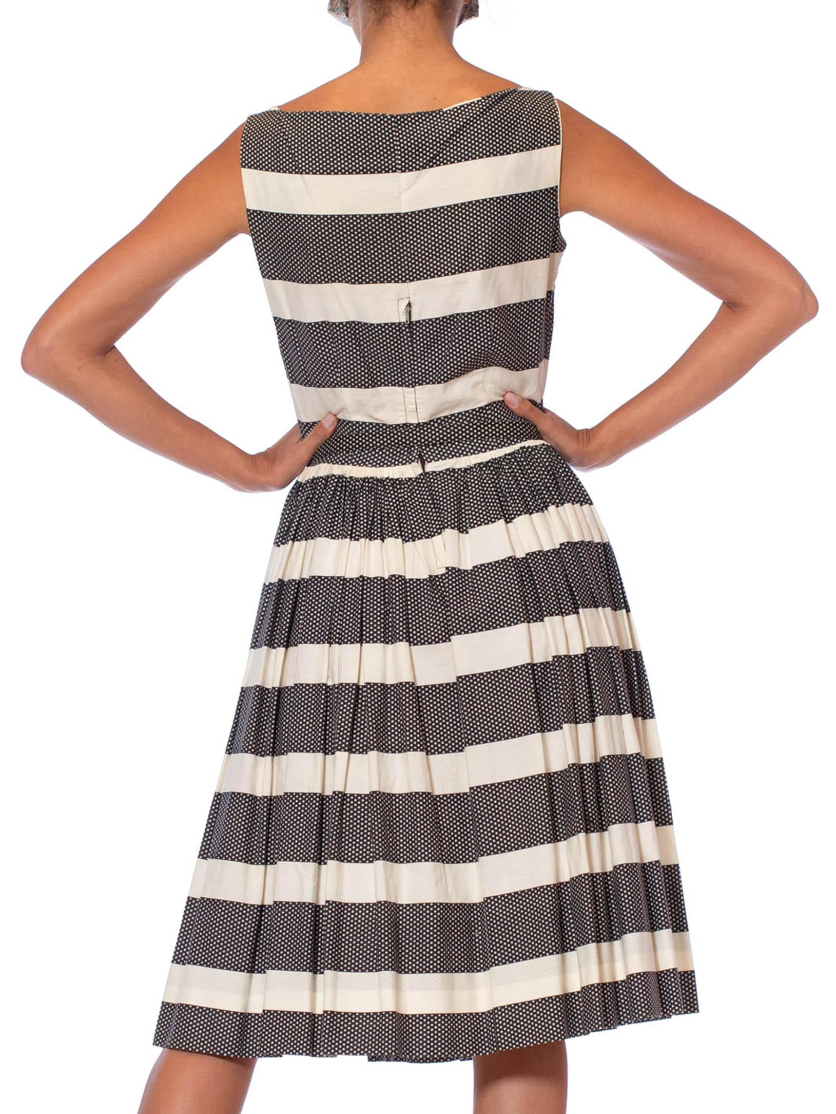 1950s Black & White Striped A line Dress with Velvet Bows & matching belt  In Excellent Condition For Sale In New York, NY