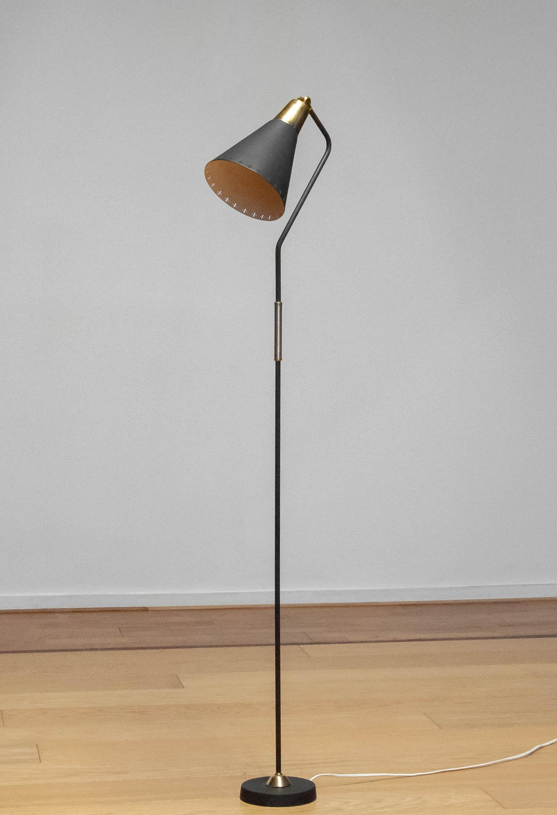 Mid-20th Century 1950s Black With Brass And Metal Details, Model G3, Floor Lamp By Erik Wärnå