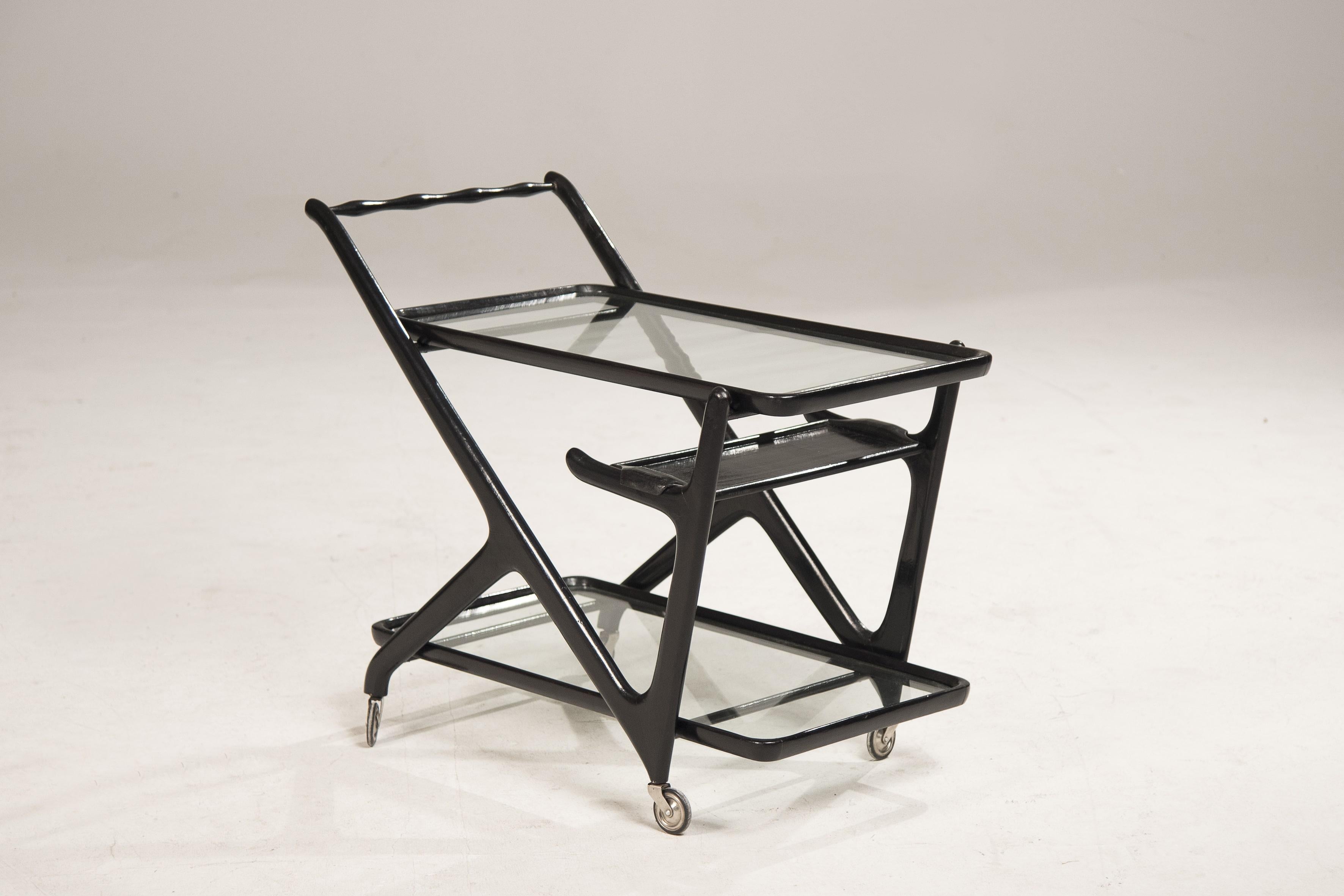 Mid-Century Modern 1950s Black Wood and Glass Shelves Cart by Cesare Lacca for Cassina For Sale