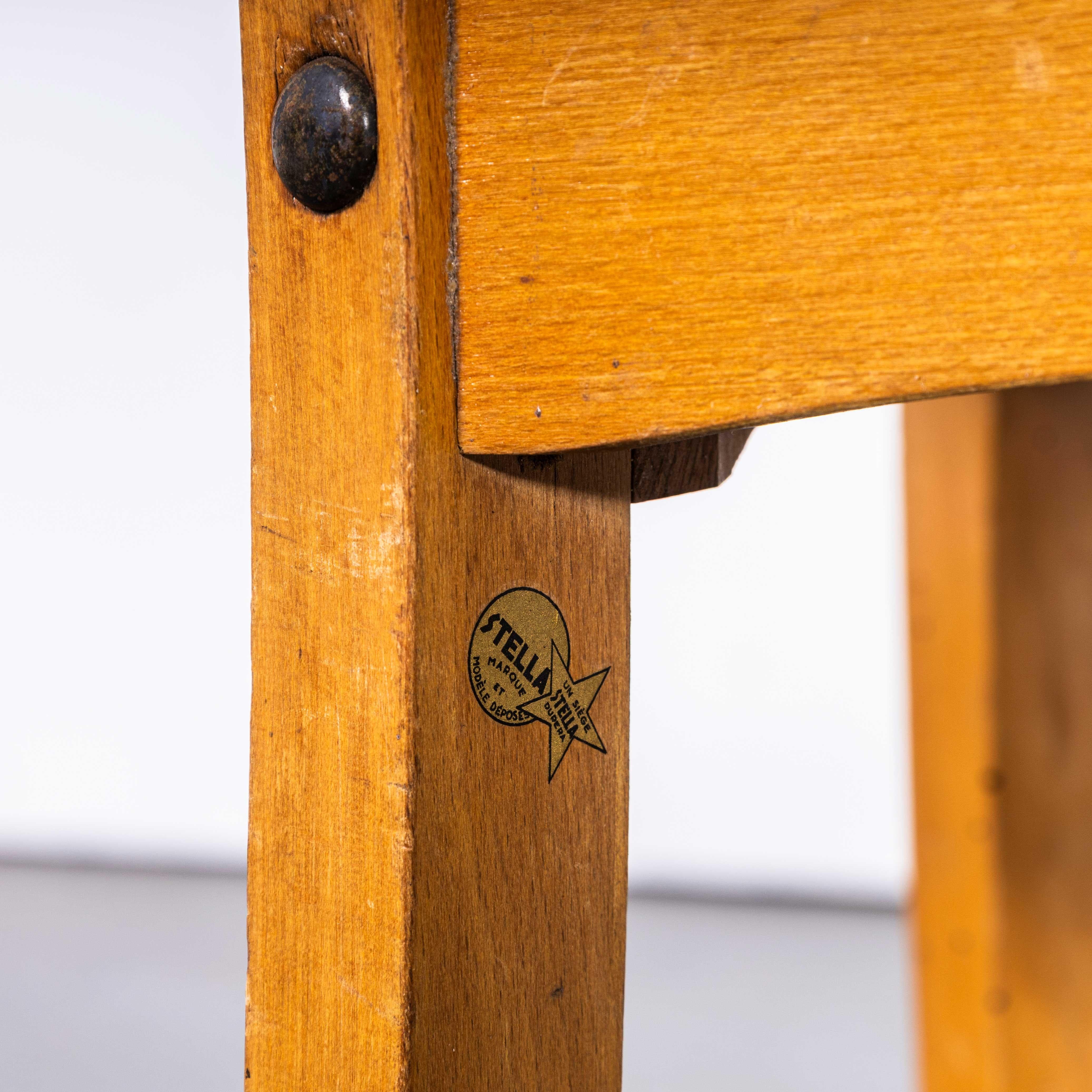 Sillas de comedor Stella rubias de los años 50 con asiento angular acanalado - Juego de siete en venta 1