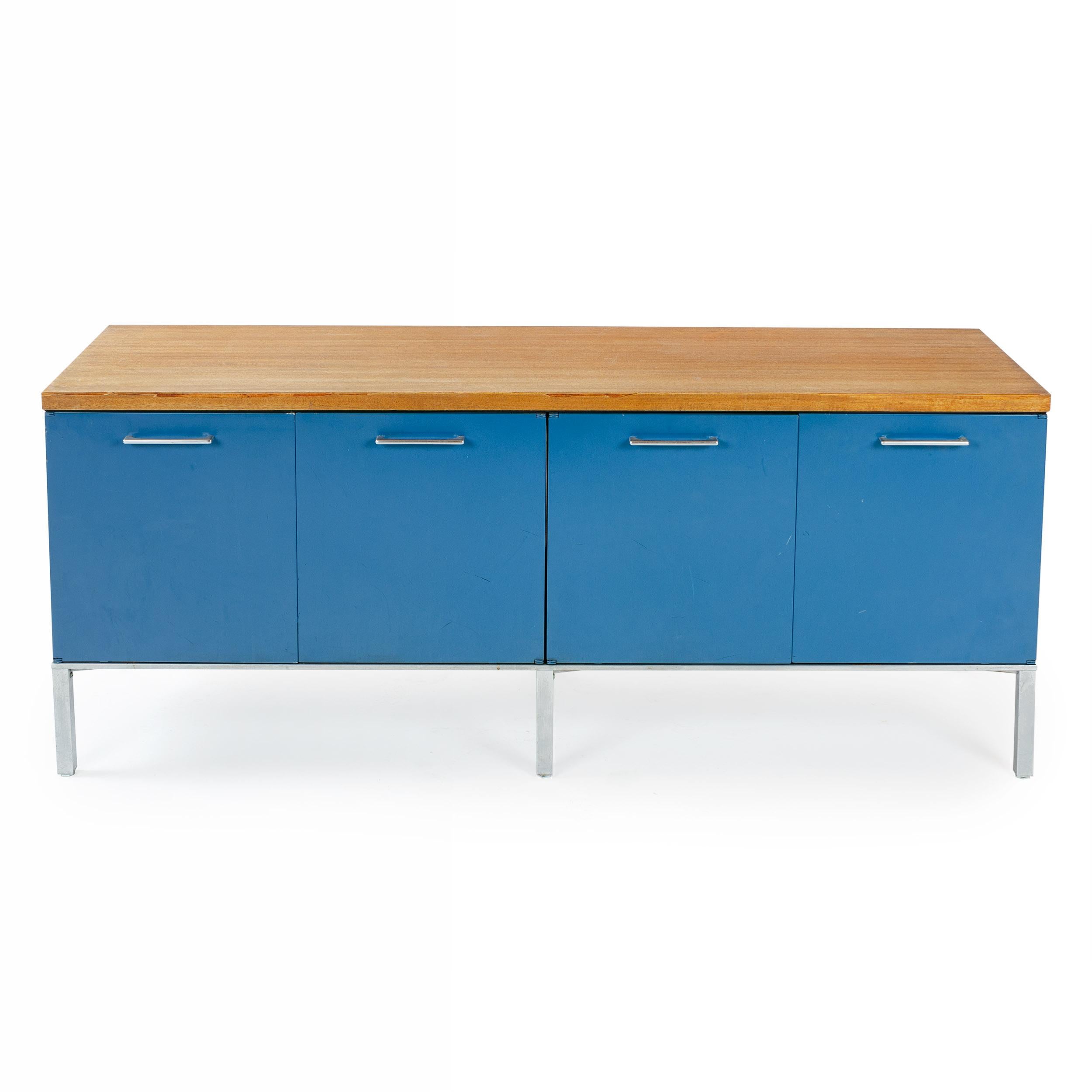 Mid-Century Modern 1950s American Steel and Walnut Credenza by General Fireproofing