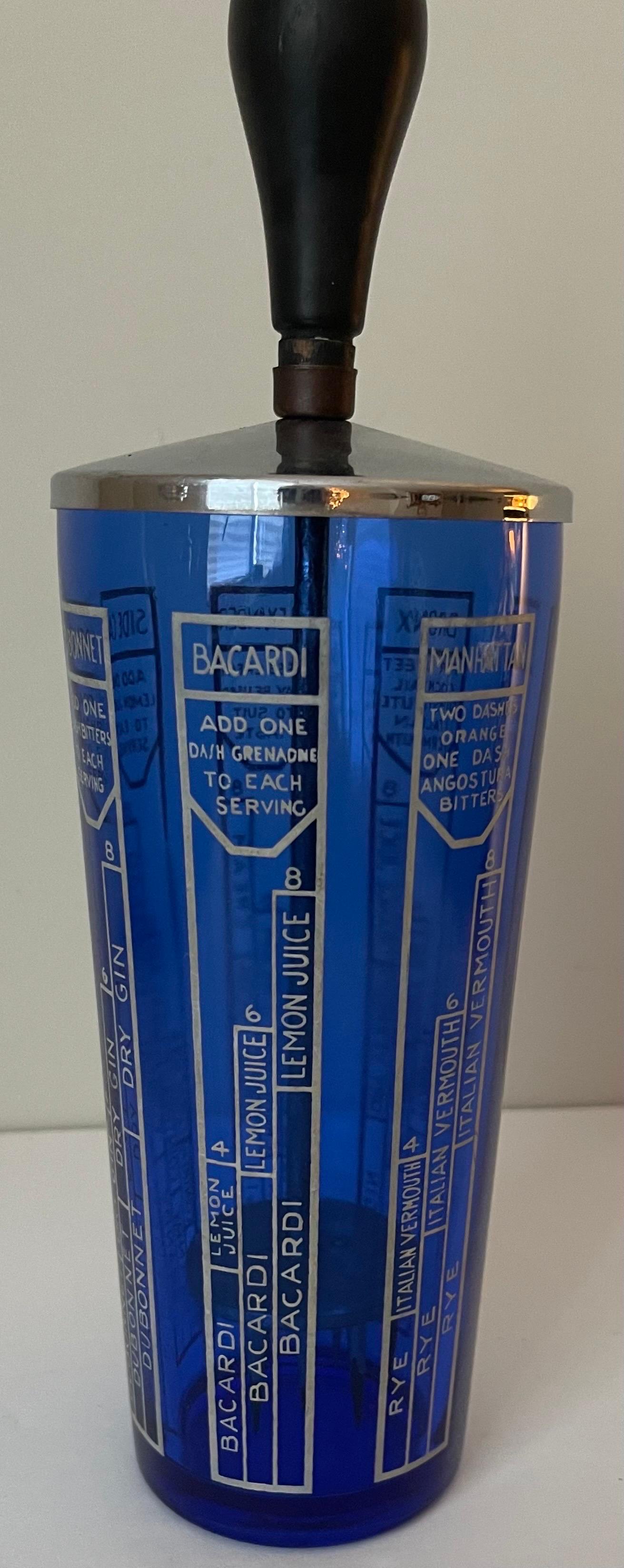 Americano Shaker da cocktail grande da barista in vetro blu degli anni '50 in vendita