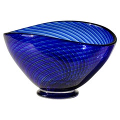 1950er Blau gestreifte 'Colora'-Vase von Vicke Lindstrand für Kosta Glass Sweden