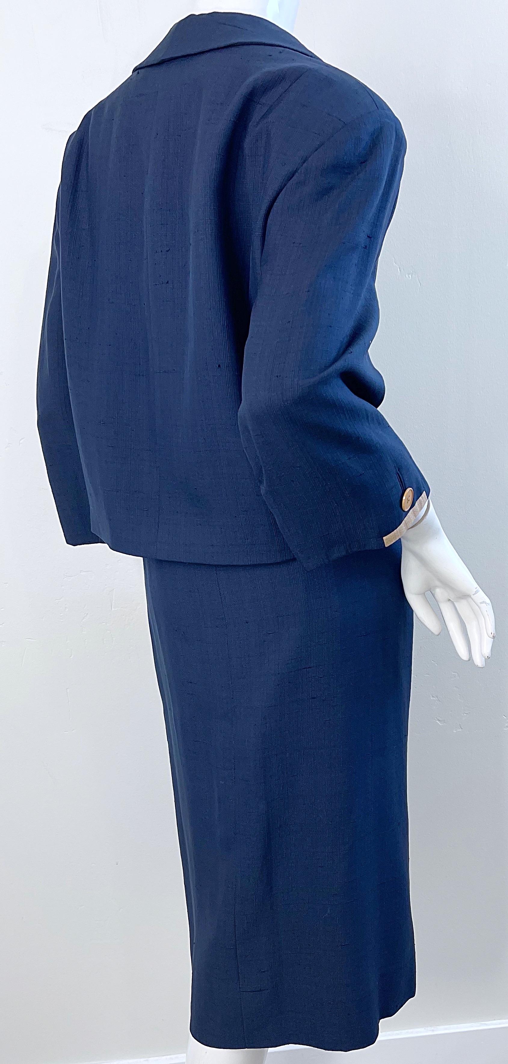 1950s Bob McCreery Neiman Marcus Large Size Navy Blue Silk 50s Skirt Suit  For Sale 9
