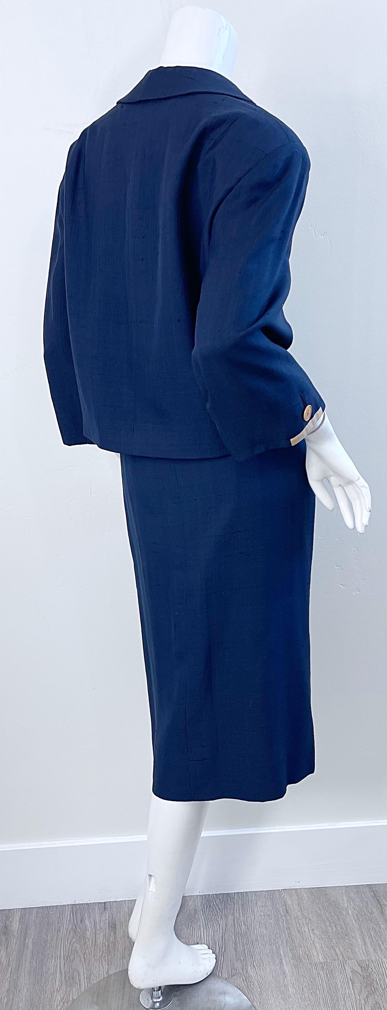 Bob McCreery Neiman Marcus - Tailleur jupe en soie bleu marine des années 1950, grande taille  Pour femmes en vente