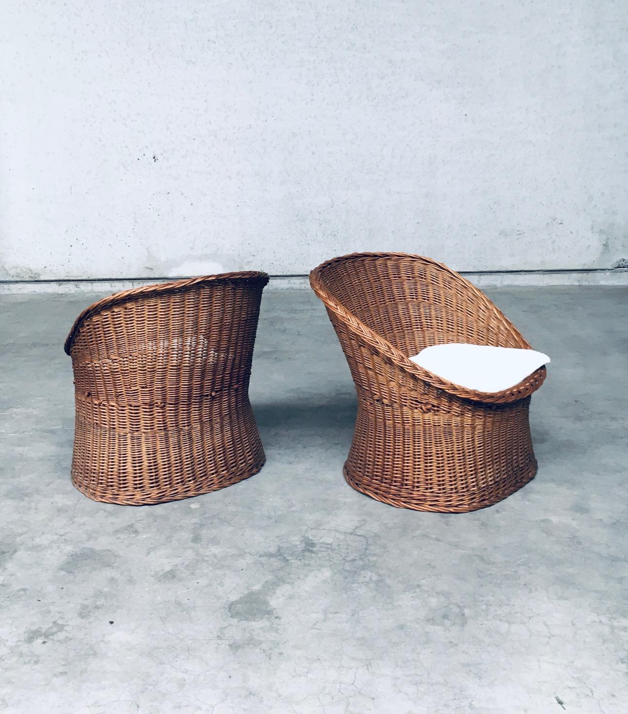 1950's Boho Design Wicker Egg Basket Lounge Chair Set For Sale 1