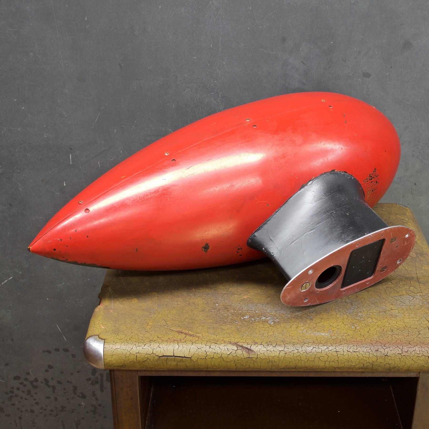 1950er Jahre Yatch/Aircraft Compass Blase Torpedo-Tisch Skulptur Kunstkriegs-Relikt (Mitte des 20. Jahrhunderts) im Angebot