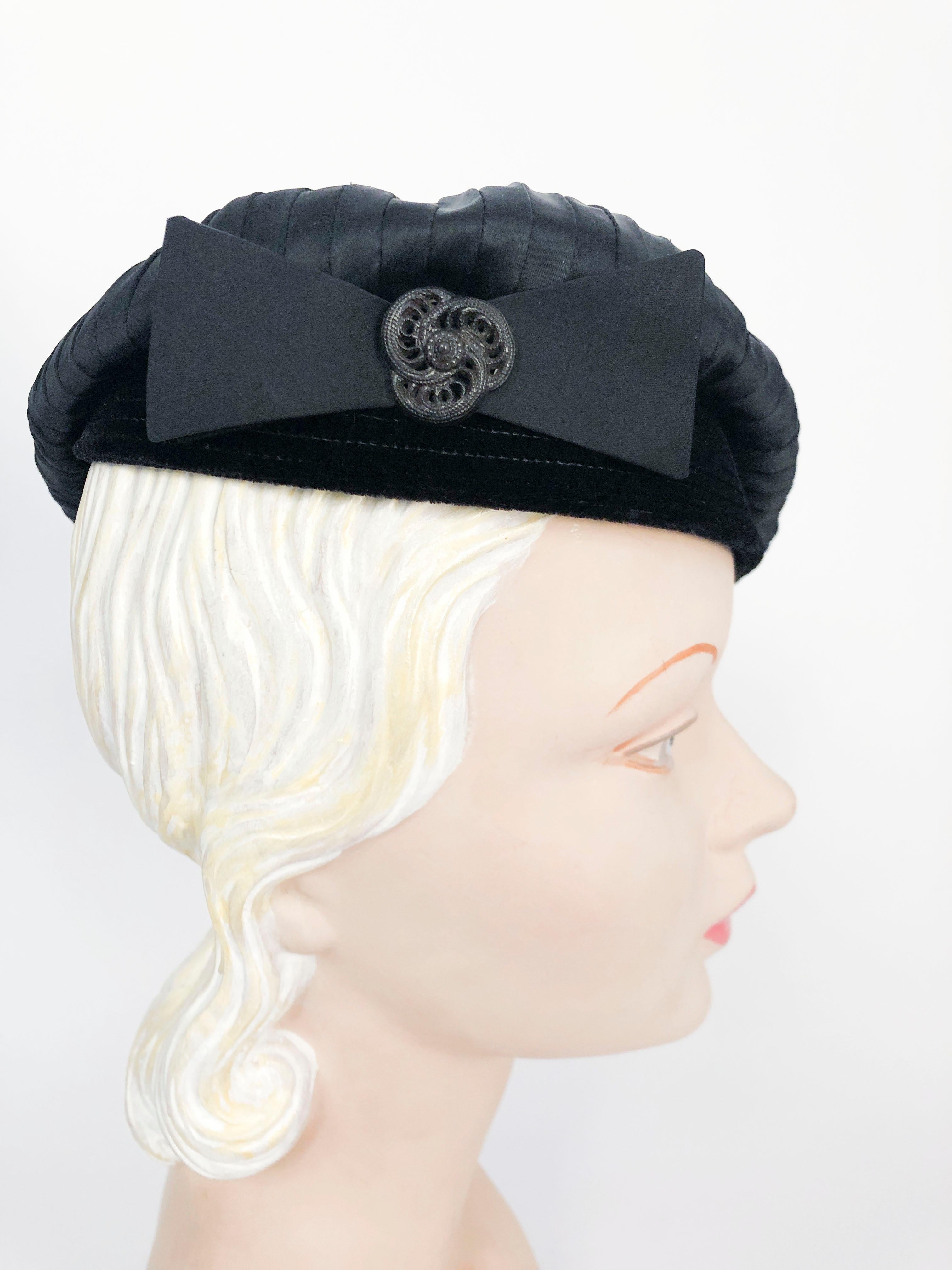 Women's 1950s Bonwit Teller Black Cap/Tam with Gathered Accents and Bow