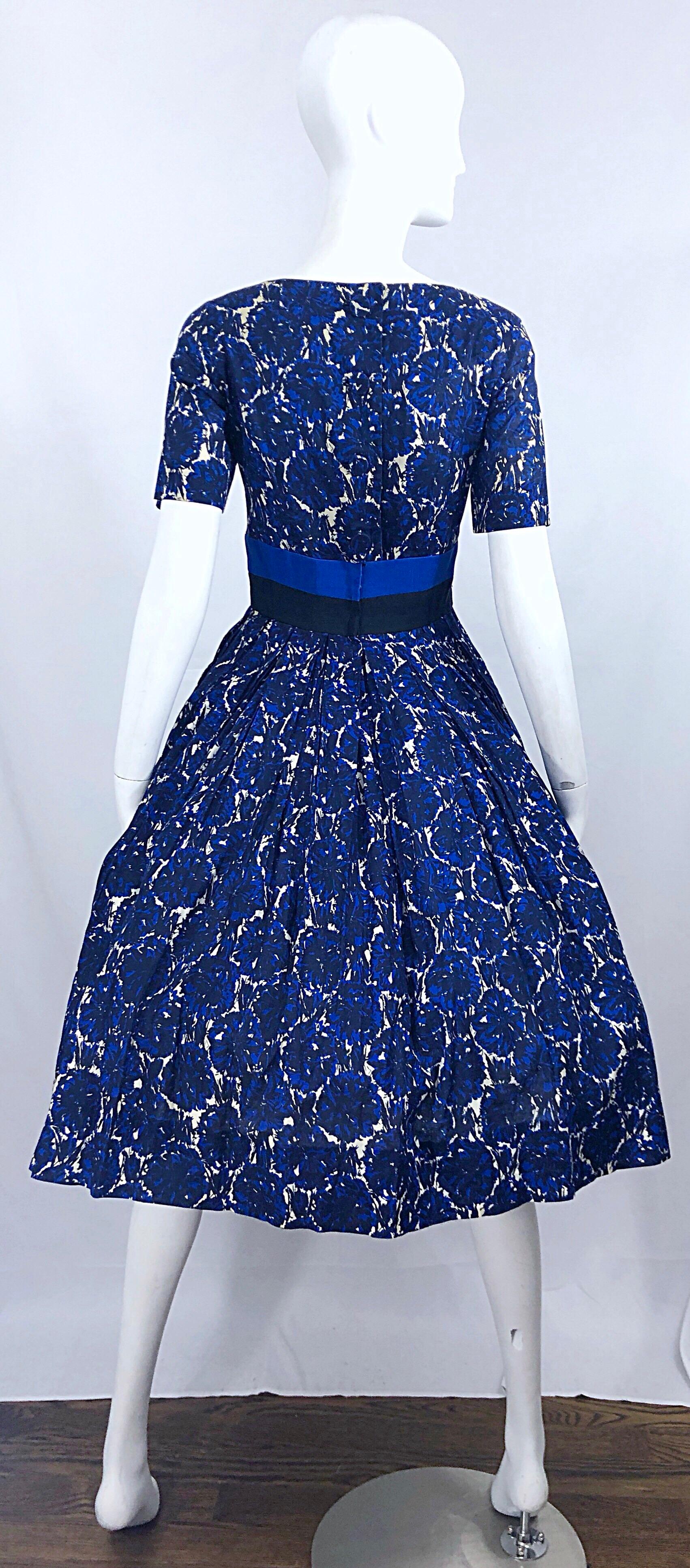 1950s Bonwit Teller Demi Couture Blue Abstract Floral Fit n' Flare Vintage Dress For Sale 6