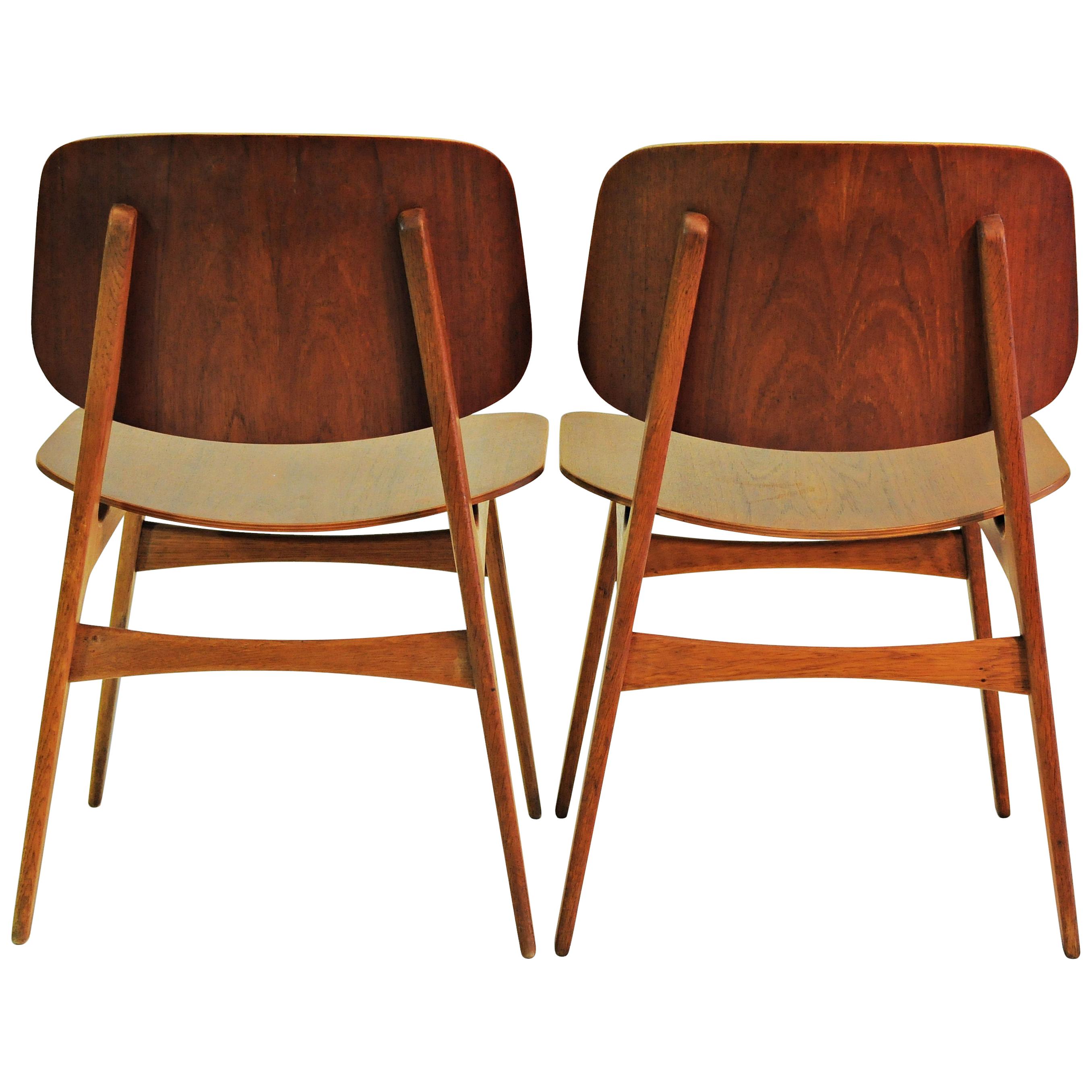 1950s Borge Mogensen Set of Two Shell Chairs in Oak and Teak