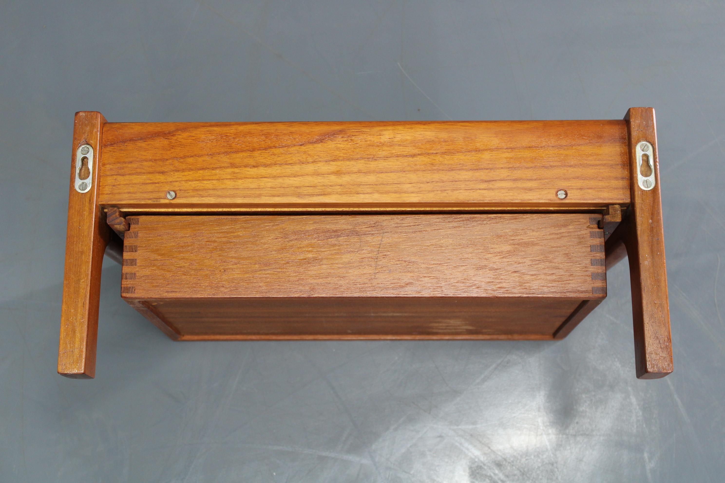 1950s Borge Mogensen Teak Floating Night Stand by Dyrlund, Denmark 3