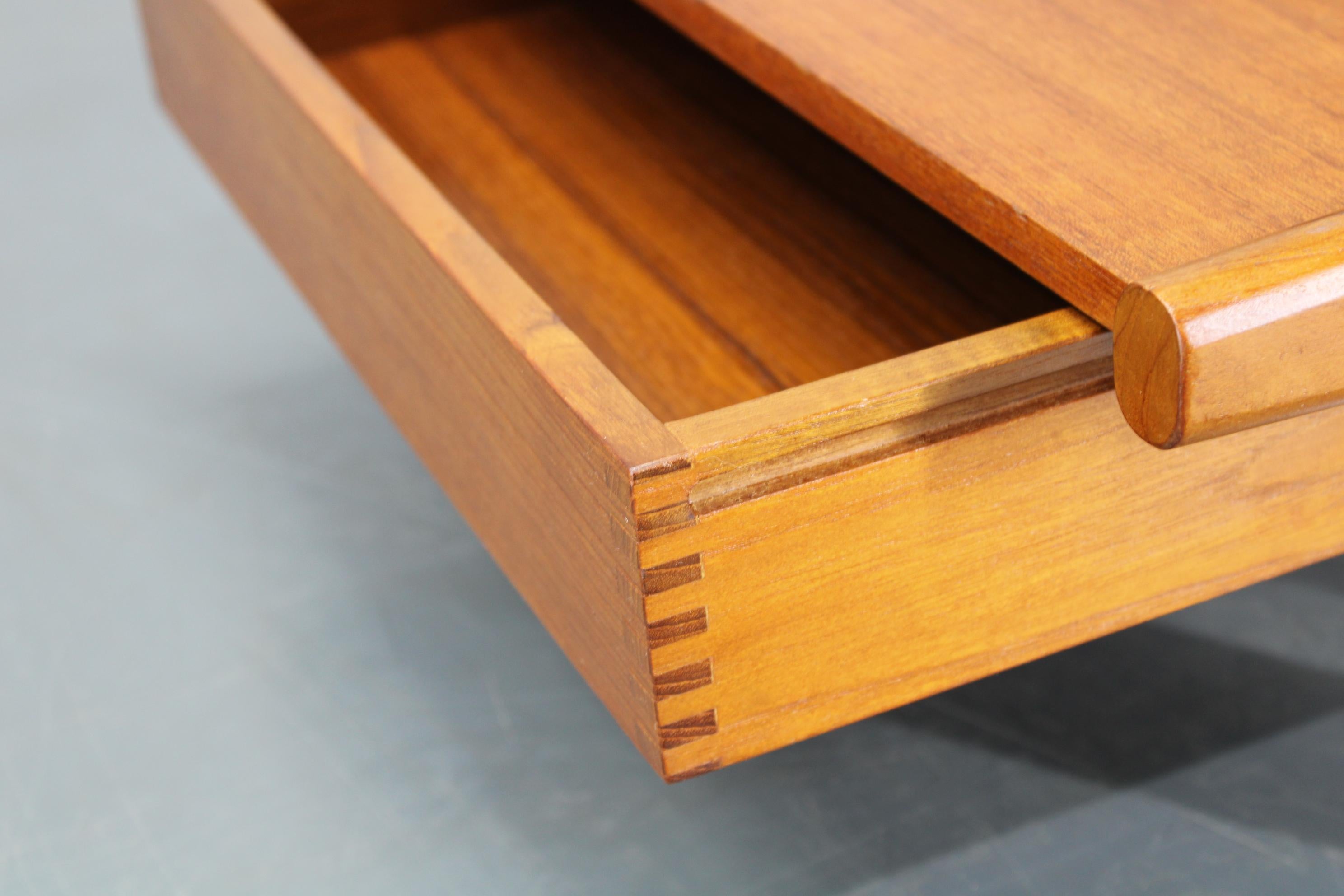 1950s Borge Mogensen Teak Floating Night Stand by Dyrlund, Denmark 1