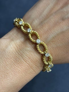 Brazalete Boucheron de oro de 18 quilates y diamantes de los años 50