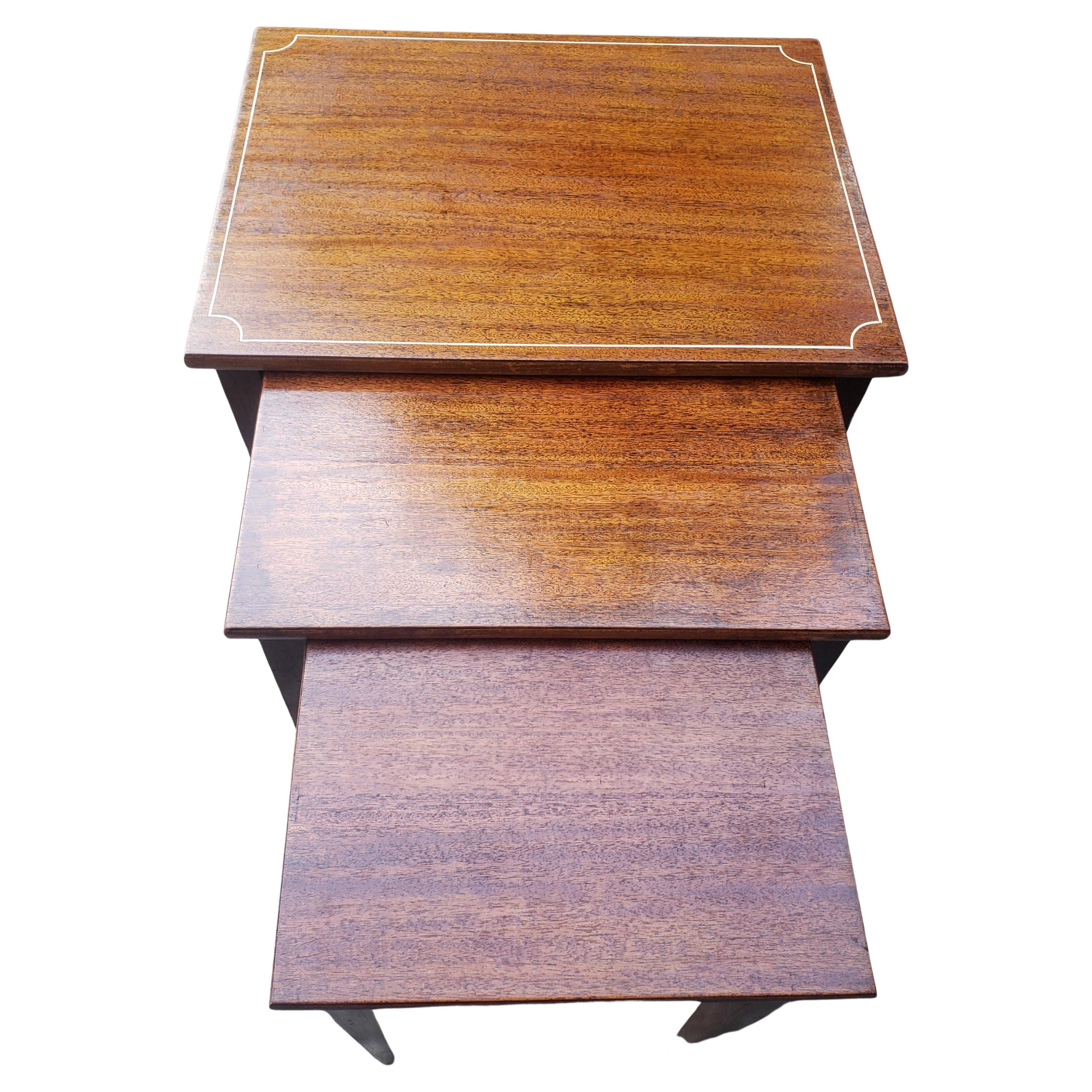 Varnished 1950s Brandt Fine Furniture Refinished Genuine Mahogany Nesting Tables For Sale