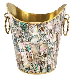 Seau à glace et pince en laiton et coquille d'ormeau des années 1950