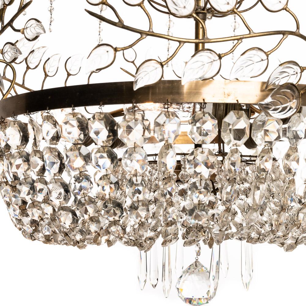 20th Century 1950's Brass and Crystal Glass Chandelier Attributed to Maison Bagues For Sale