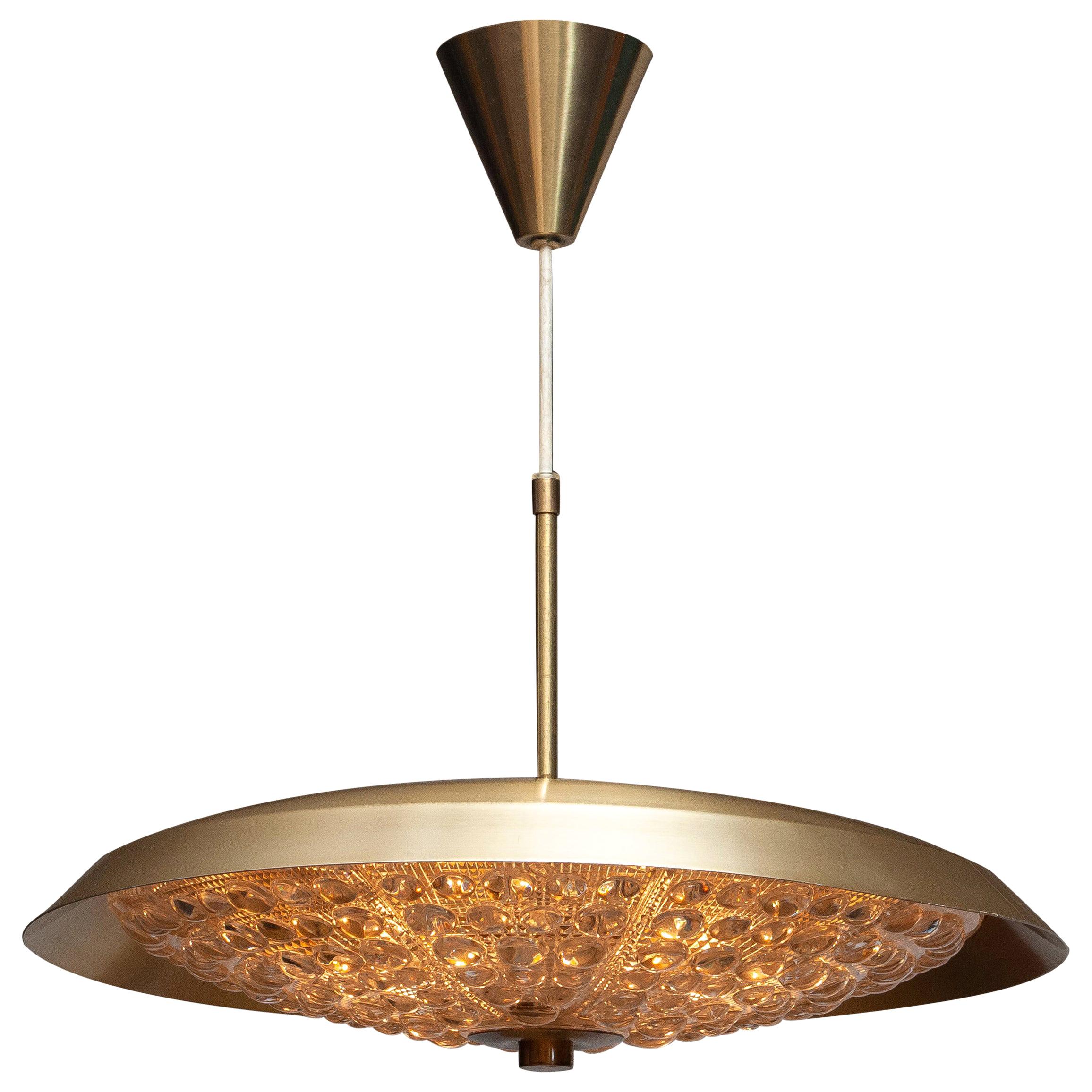 Beautiful ceiling light / flushmount designed by Carl Fagerlund for Orrefors, Sweden, 1950.
Fixture consist six fittings. Type E14 / 17. Technically 100%
The overall condition is good.