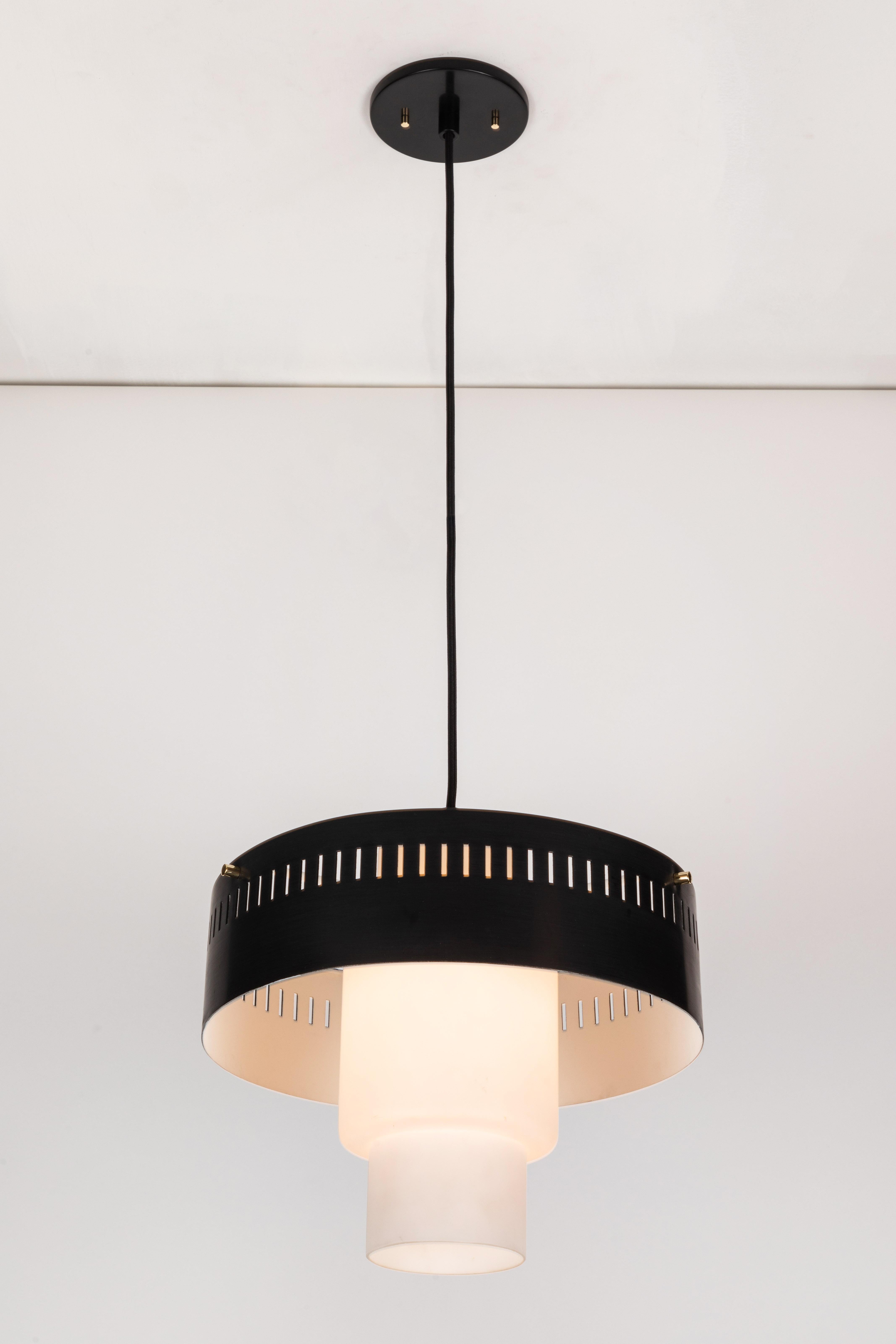 1950s brass and glass suspension light attributed to Bruno Gatta for Stilnovo. A quintessentially 1950s Italian design executed in textured opaline glass, black painted metal and patinated brass with original ceiling canopy modified for mounting