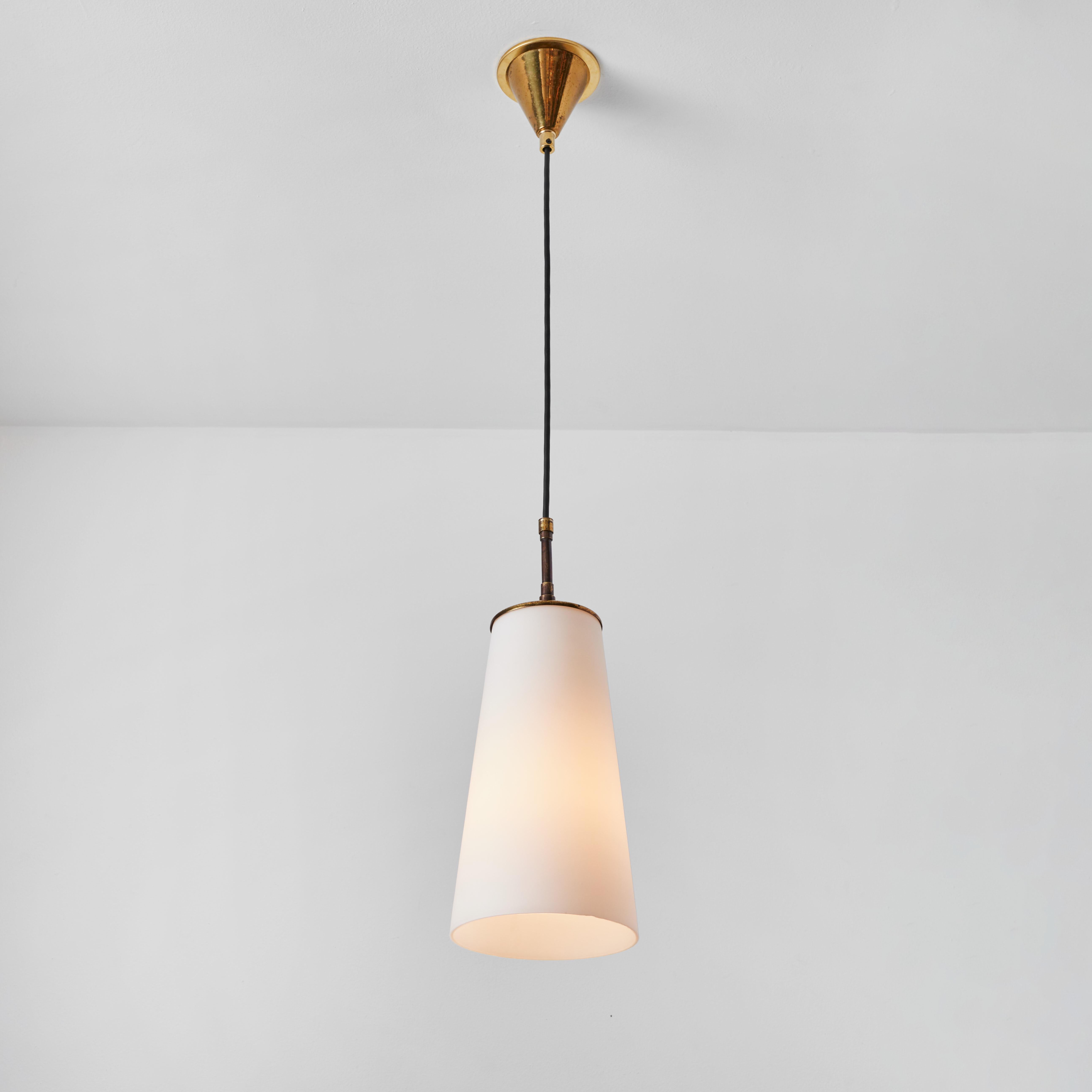 1950s Brass and Opaline Glass Pendant Lamp Attributed to Stilnovo For Sale 1