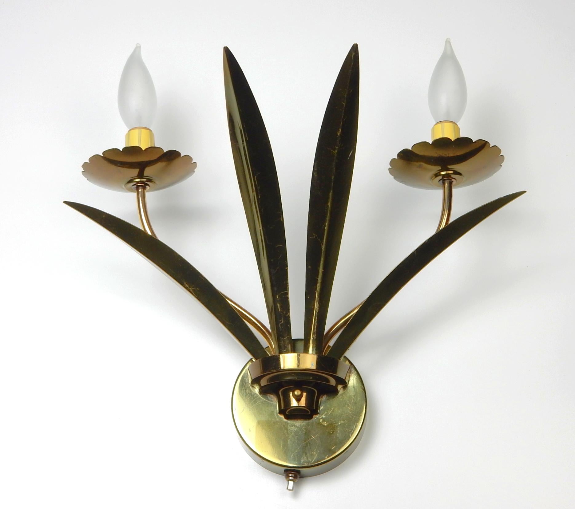 1950's Brass Botanical Sconces Lamps 4