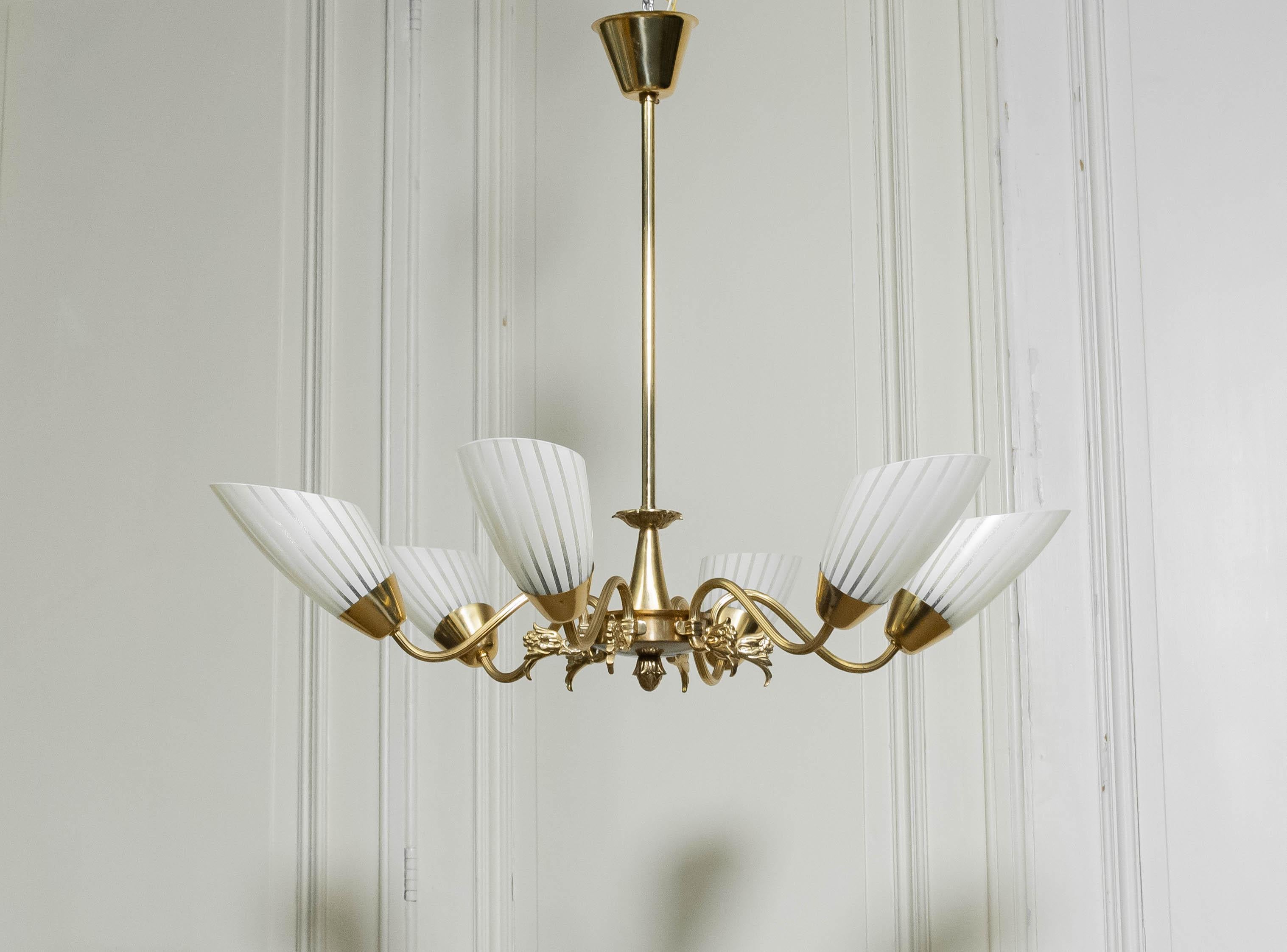 1950s,  Lustre en laiton, Suède en vente 4