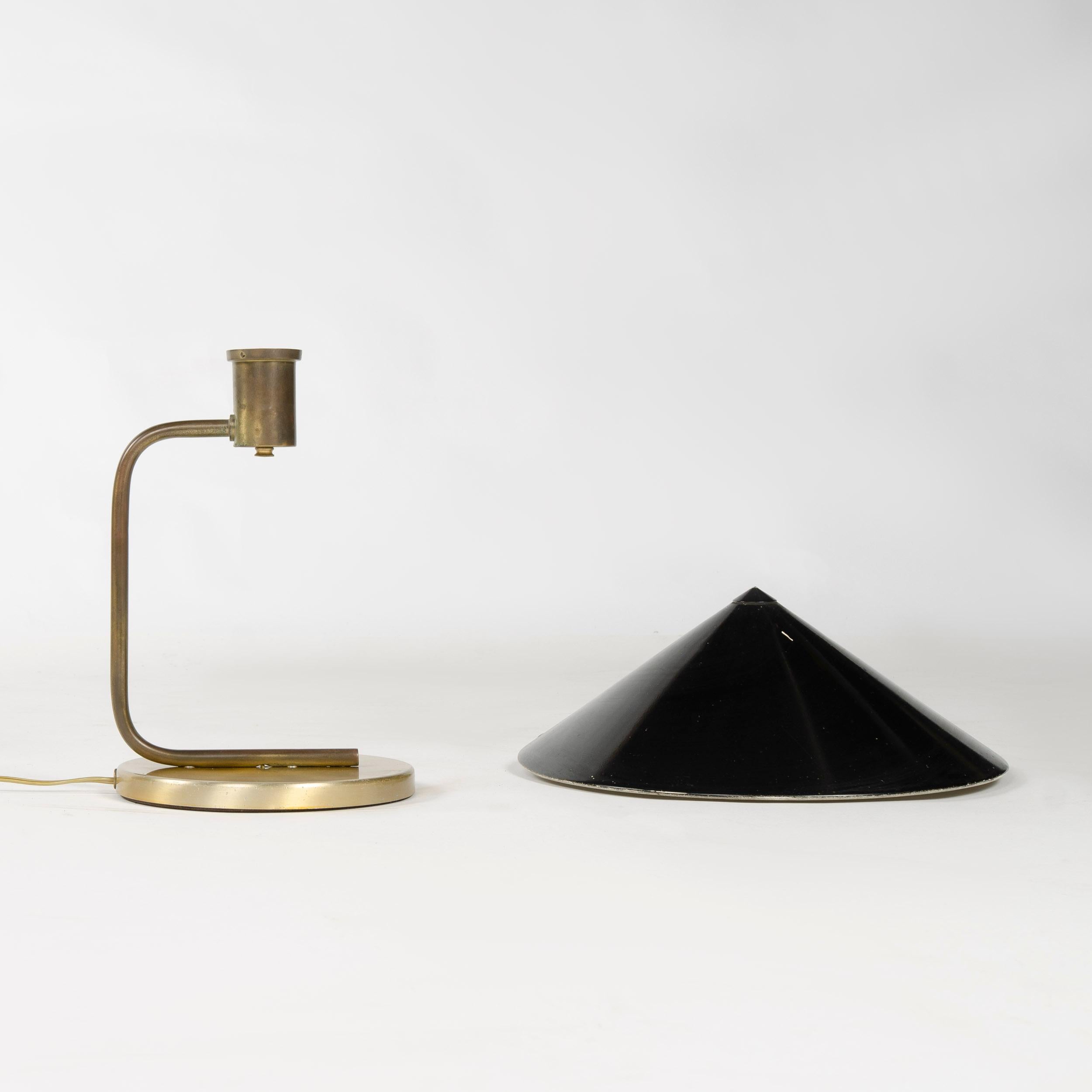 American 1950s Brass Desk Lamp with Black Enameled Conical Shade 