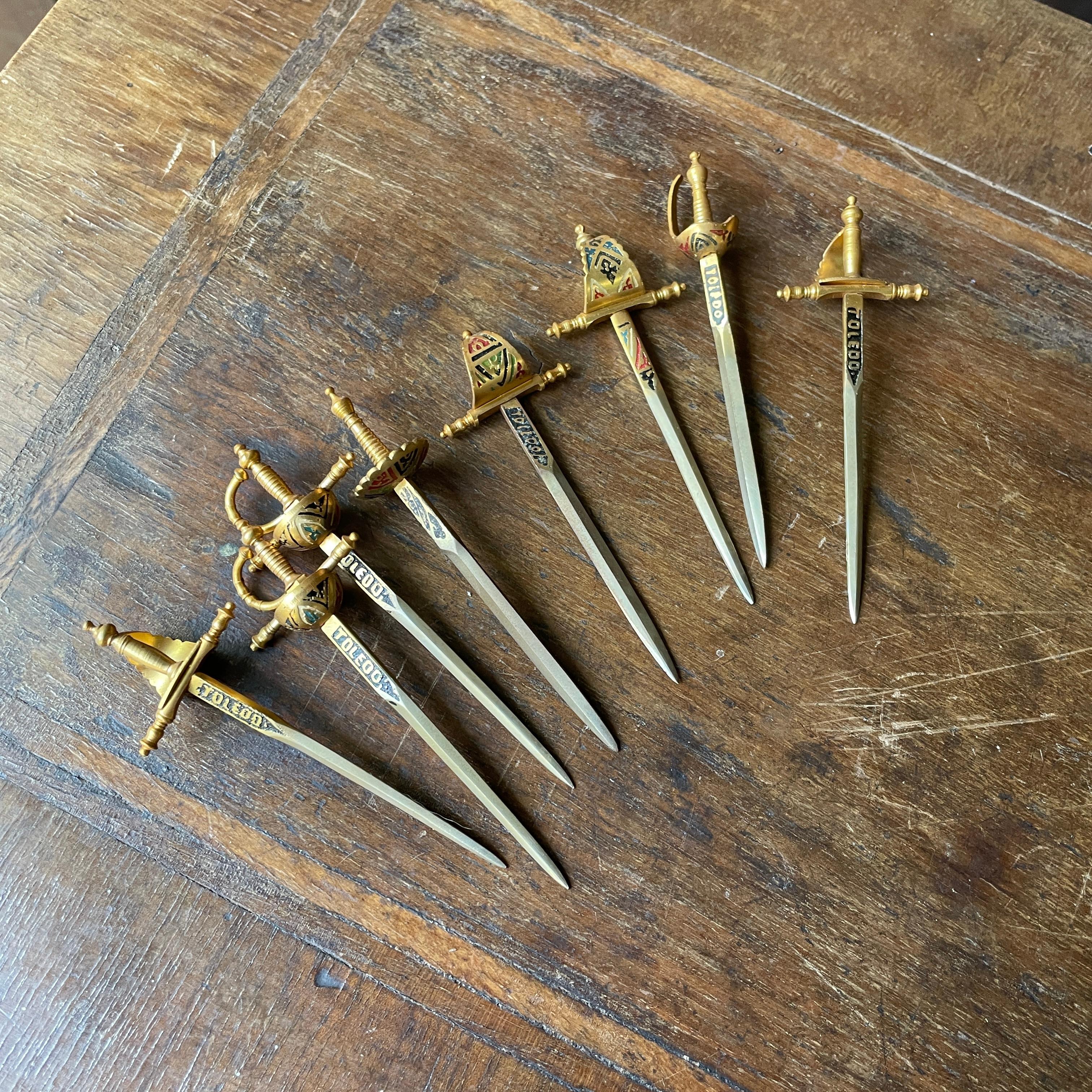 1950s Brass + Enamel Martini Cocktail Swords Vintage Mid-Century Mad Men en vente 2