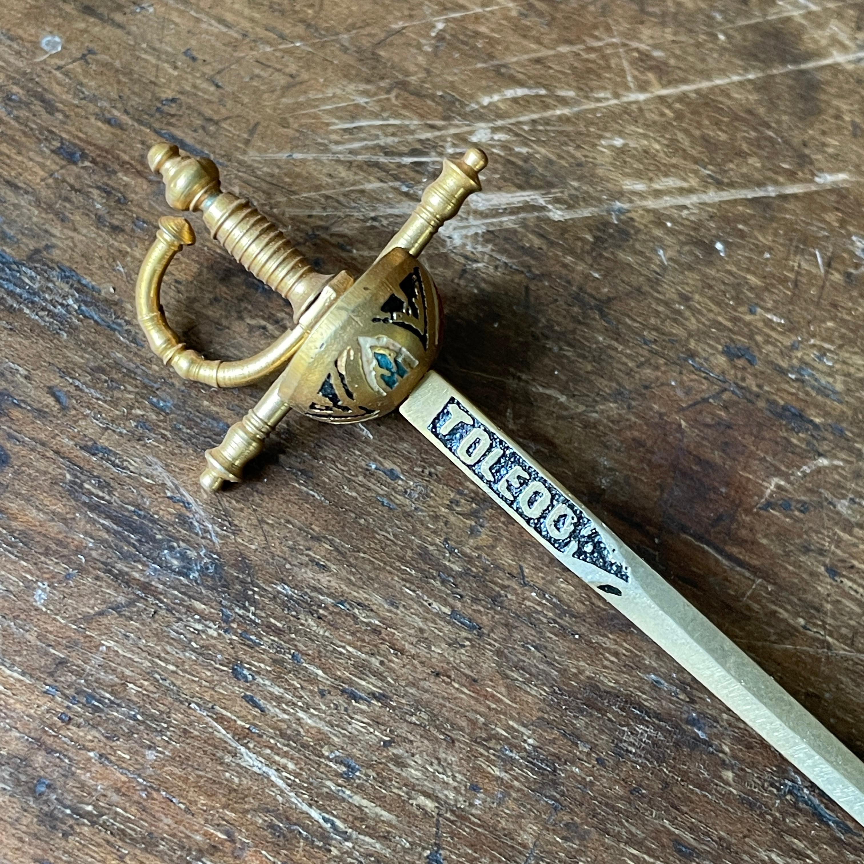 1950s Brass + Enamel Martini Cocktail Swords Vintage Mid-Century Mad Men en vente 1