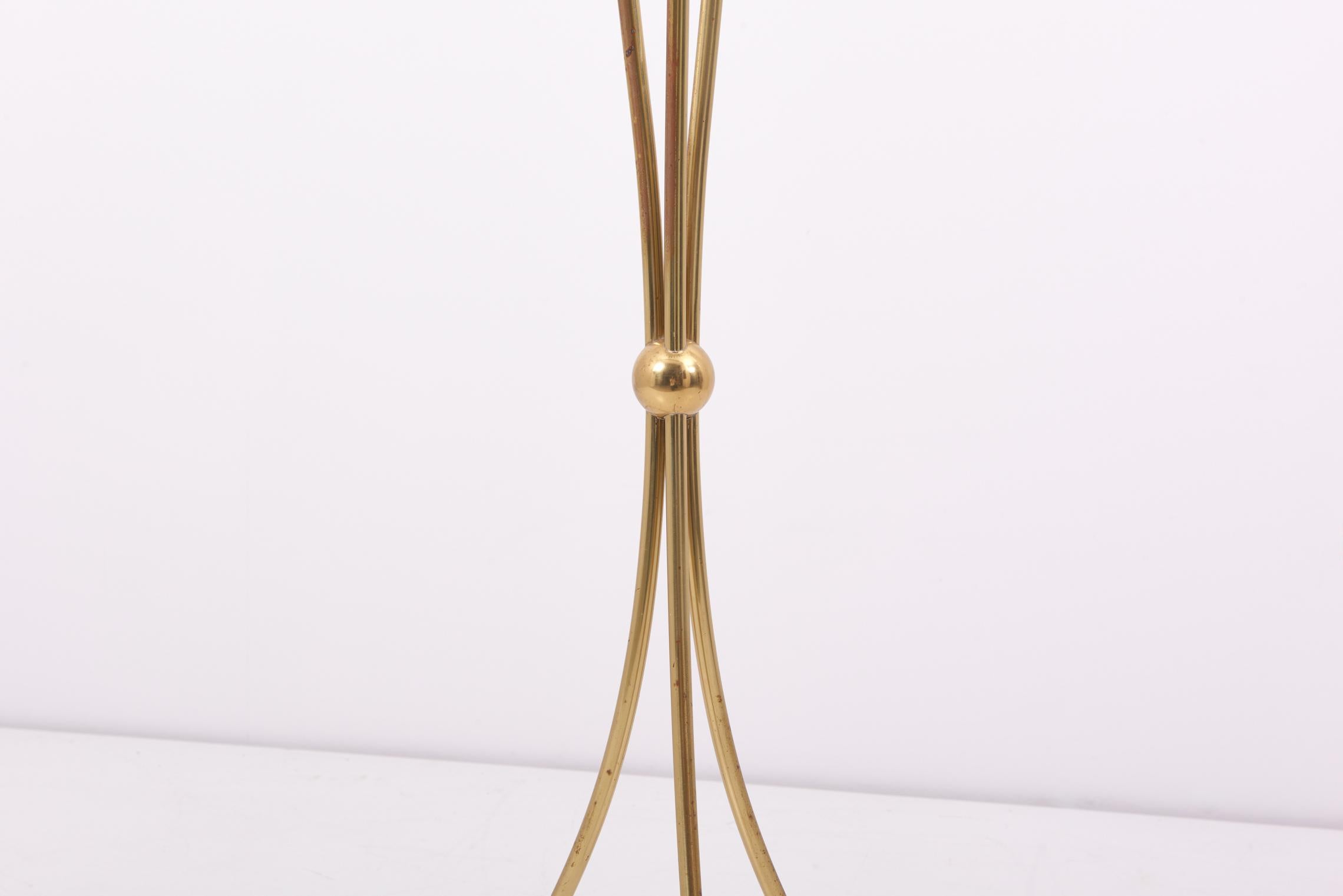 1950s Brass Floor Lamp with Peacock Feathers In Good Condition In Berlin, DE