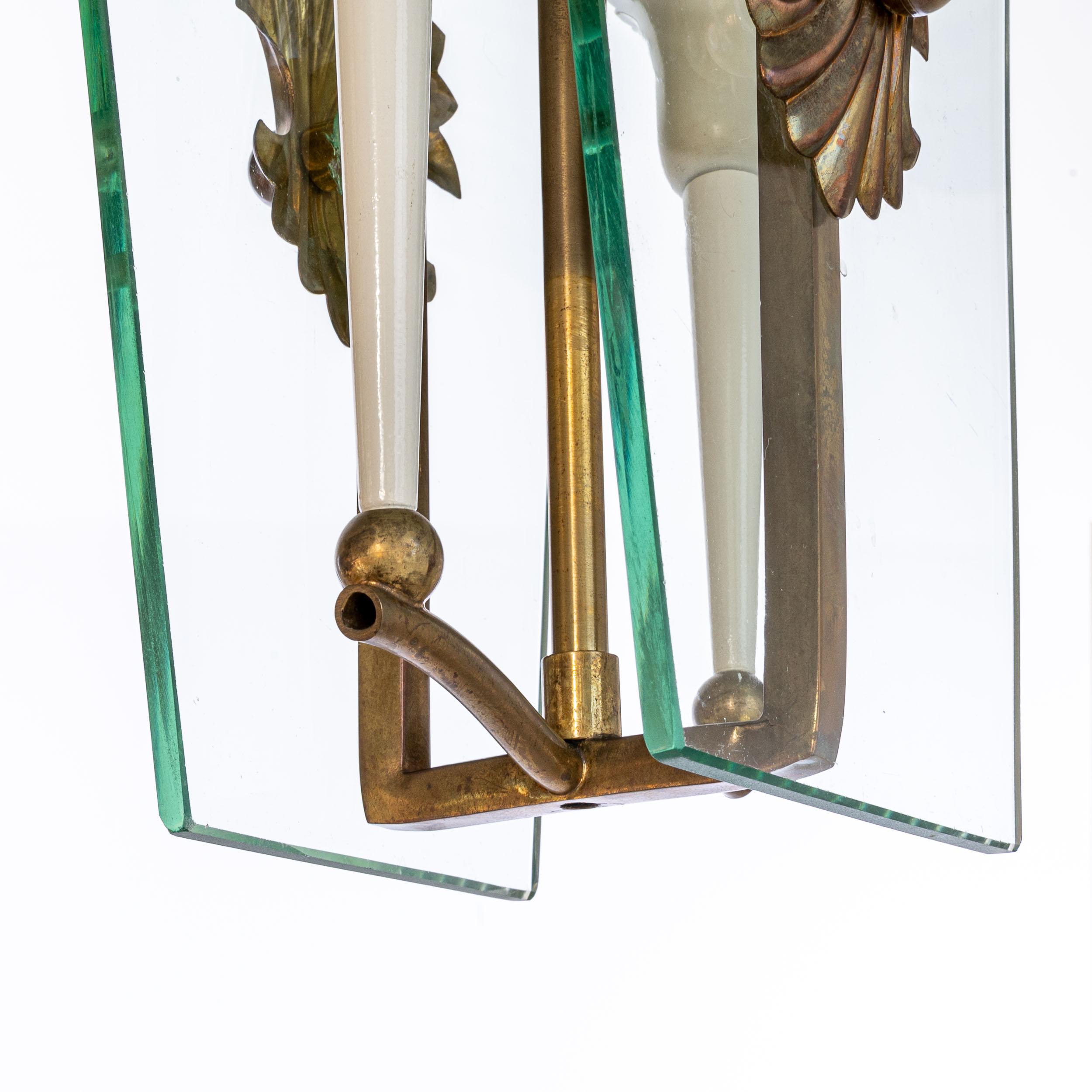 1950's Brass & Glass Lantern Attributed to Luigi Fontana In Good Condition For Sale In Schoorl, NL