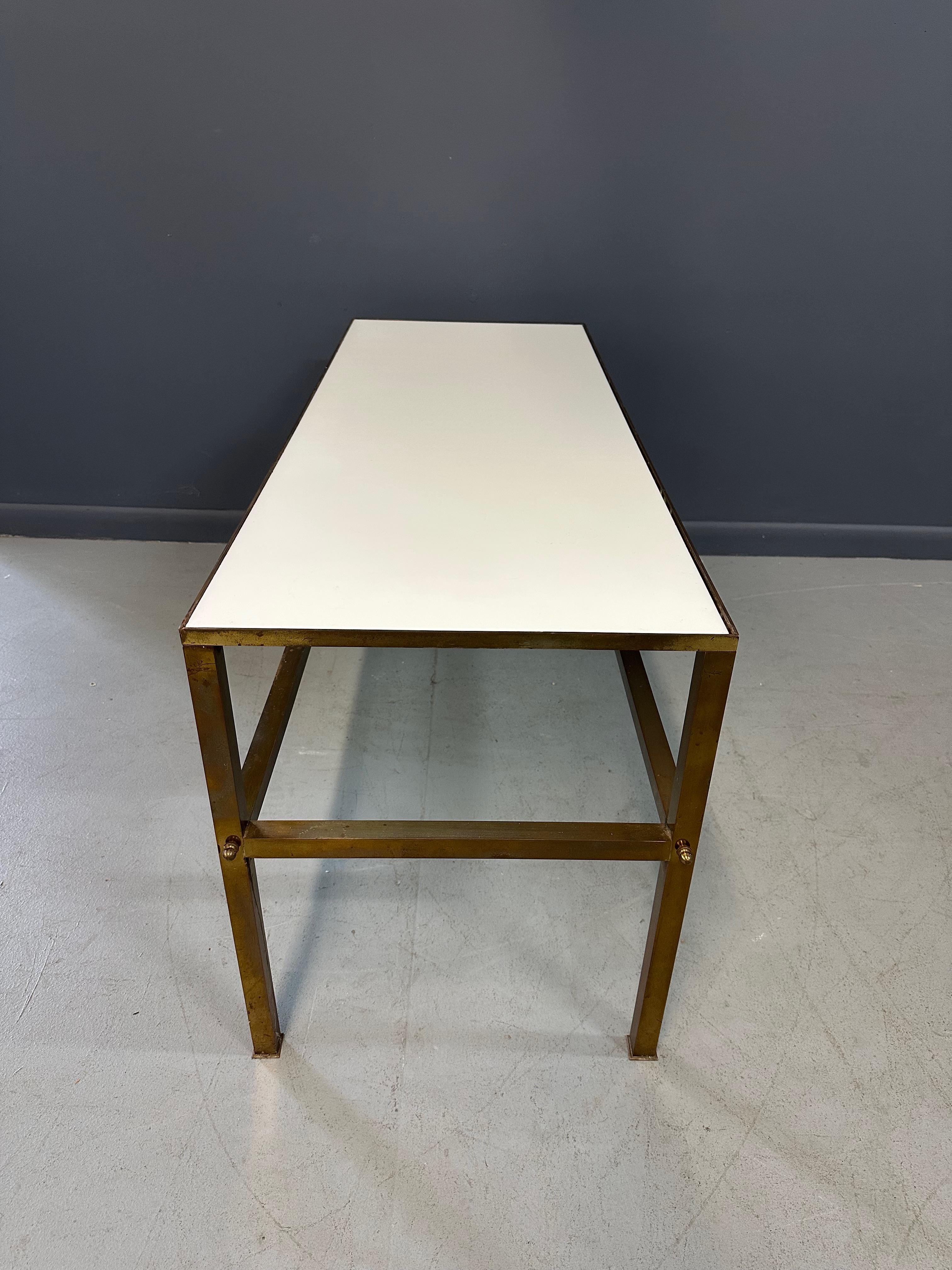 Hollywood Regency 1950s Brass Italian Console Table with Vitrolite white top For Sale