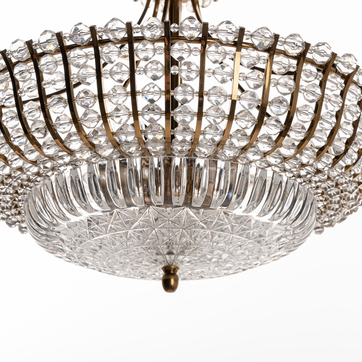 1950’s Brass, Lucite & Crystal Chandelier by Emil Stejnar for Rupert Nikoll For Sale 4