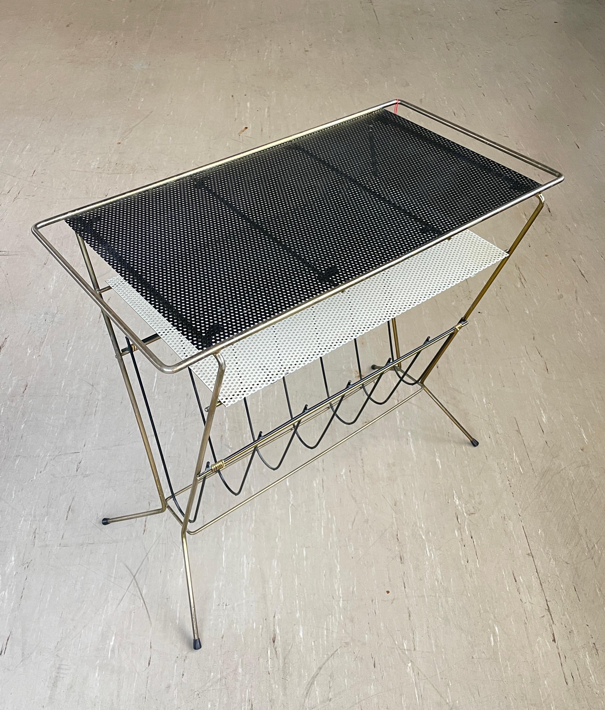 1950’s Brass Magazine Stand / Newspaper Rack For Sale 8