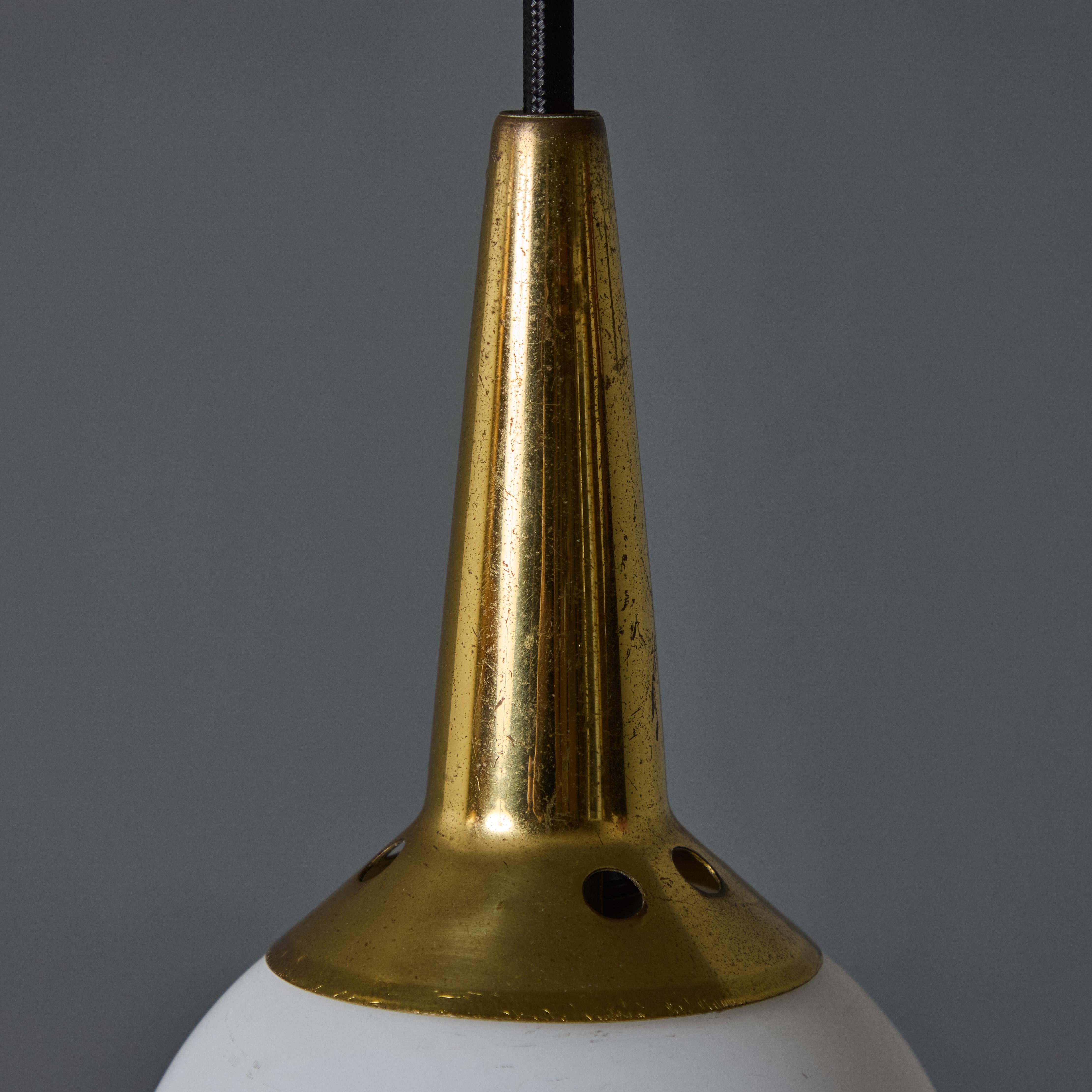Mid-20th Century 1950s Brass & Opaline Glass Pendant Attributed to Stilnovo For Sale