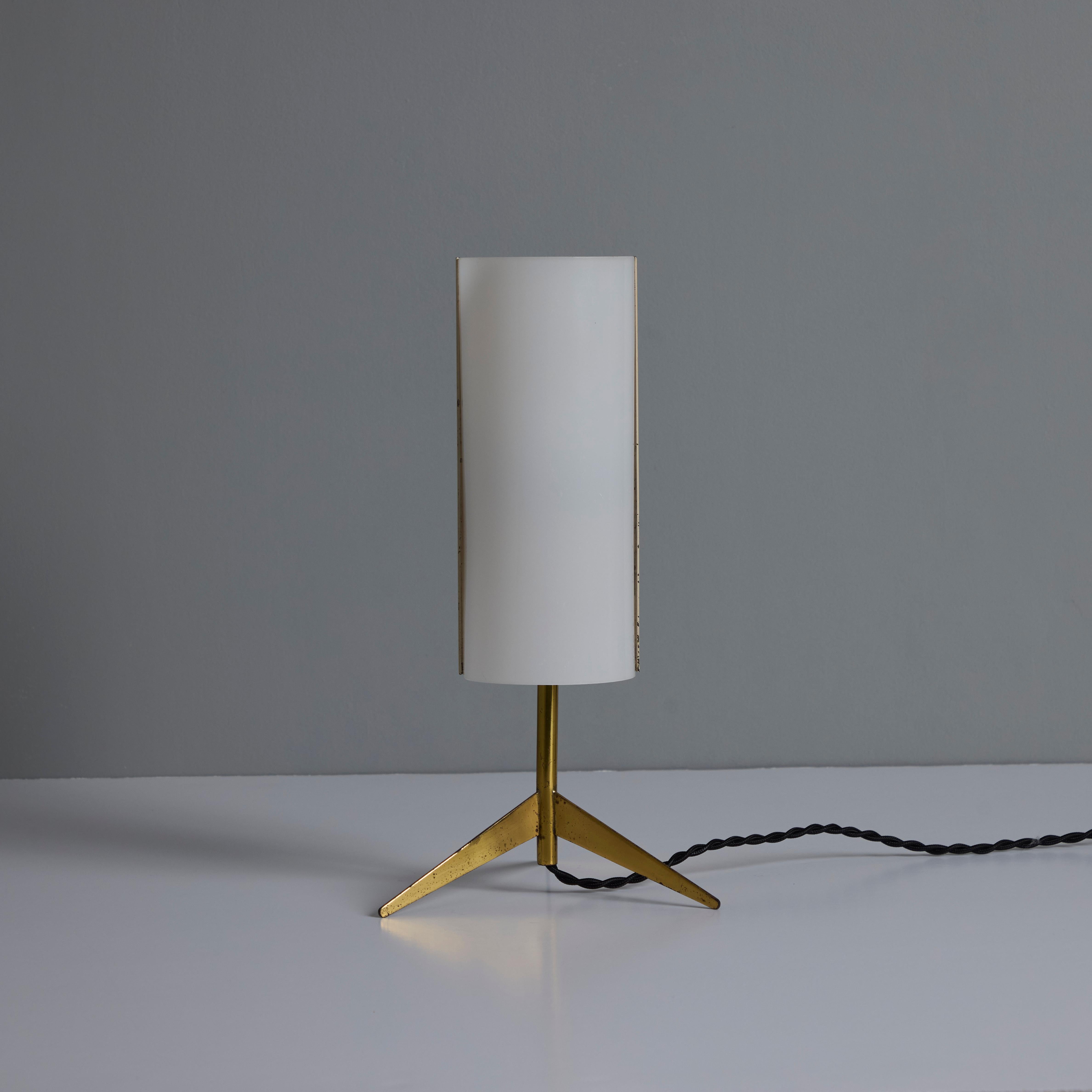 1950s Brass & Perspex Tripod Table Lamp by Stilux Milano For Sale 7