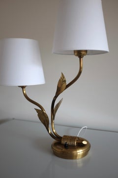 Lampada da tavolo in ottone del 1950 di Edvard Hagman