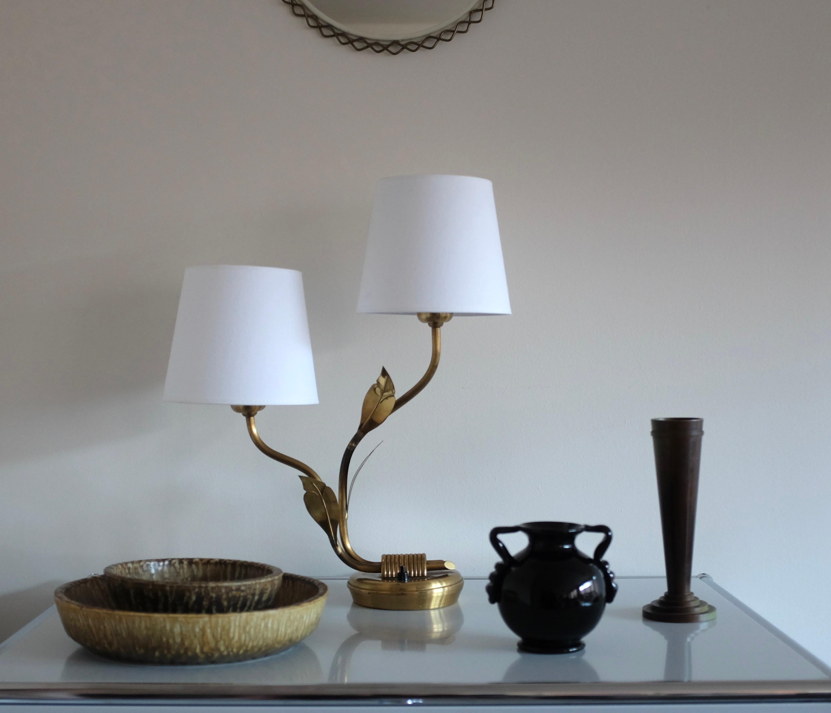 1950s Brass Table Lamp by Edvard Hagman For Sale 3