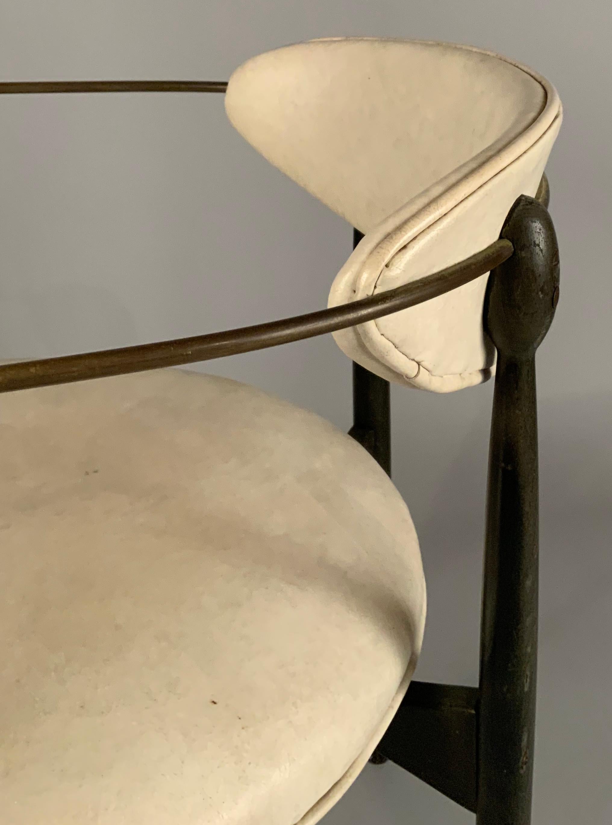 1950's Brass 'Viscount' Armchair by Dan Johnson for Selig In Good Condition In Hudson, NY