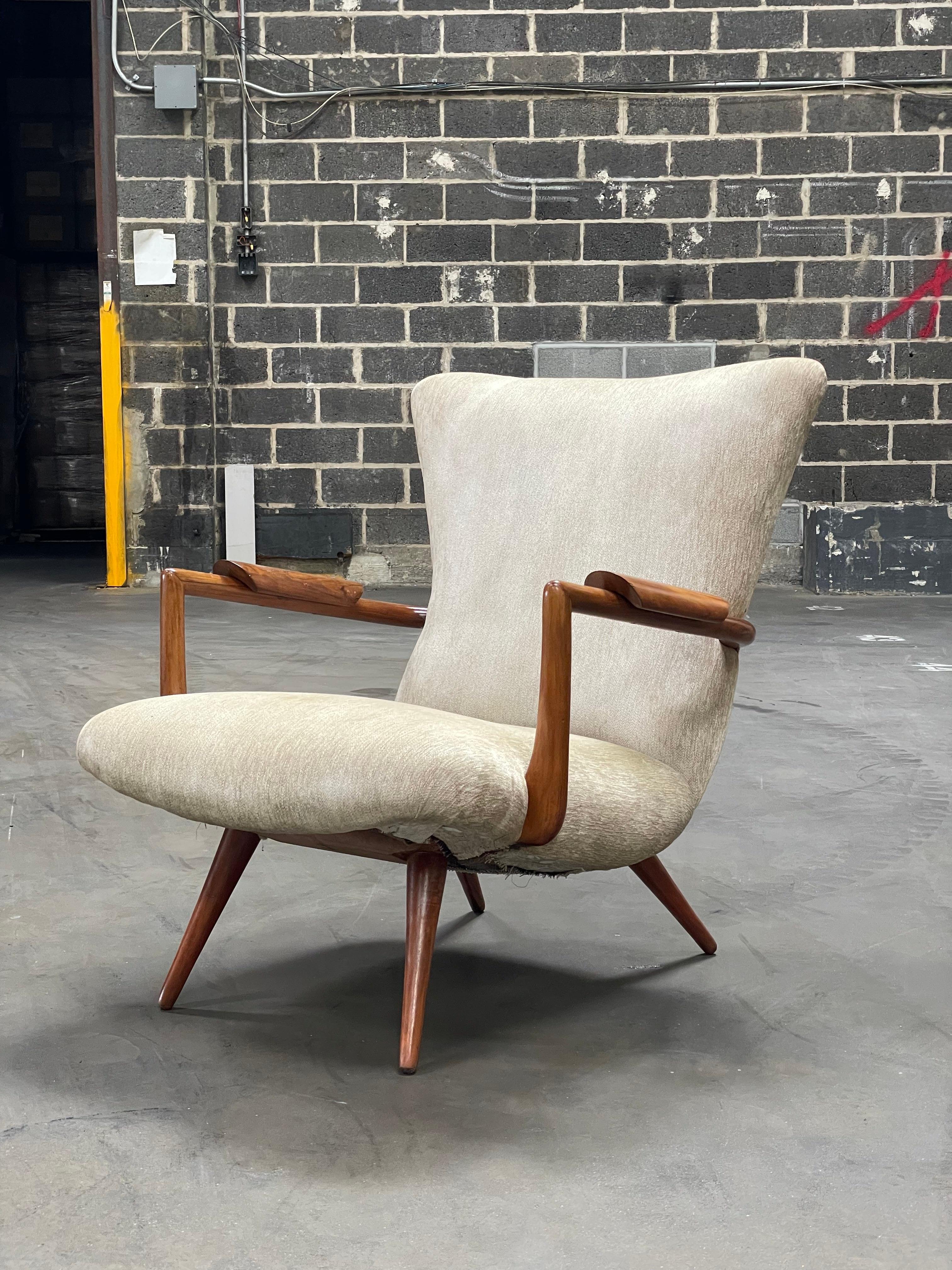 Mid-Century Modern 1950's Brazilian Modern Armchair in Hardwood & Fabric by Giuseppe Scapinelli For Sale