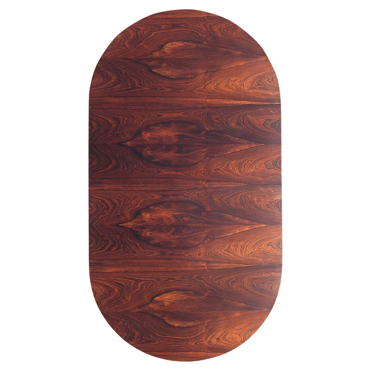 Table de salle à manger en palissandre brésilien des années 1950 - restaurée en vente