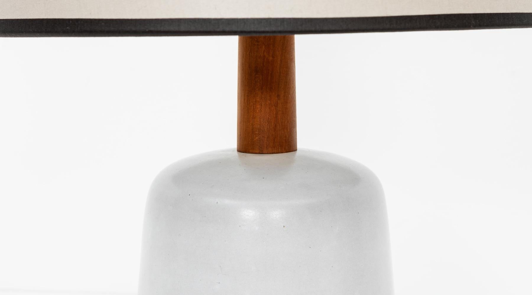1950s Bright Grey and Beige Table Lamp by Jane & Gordon Martz 'e' 1