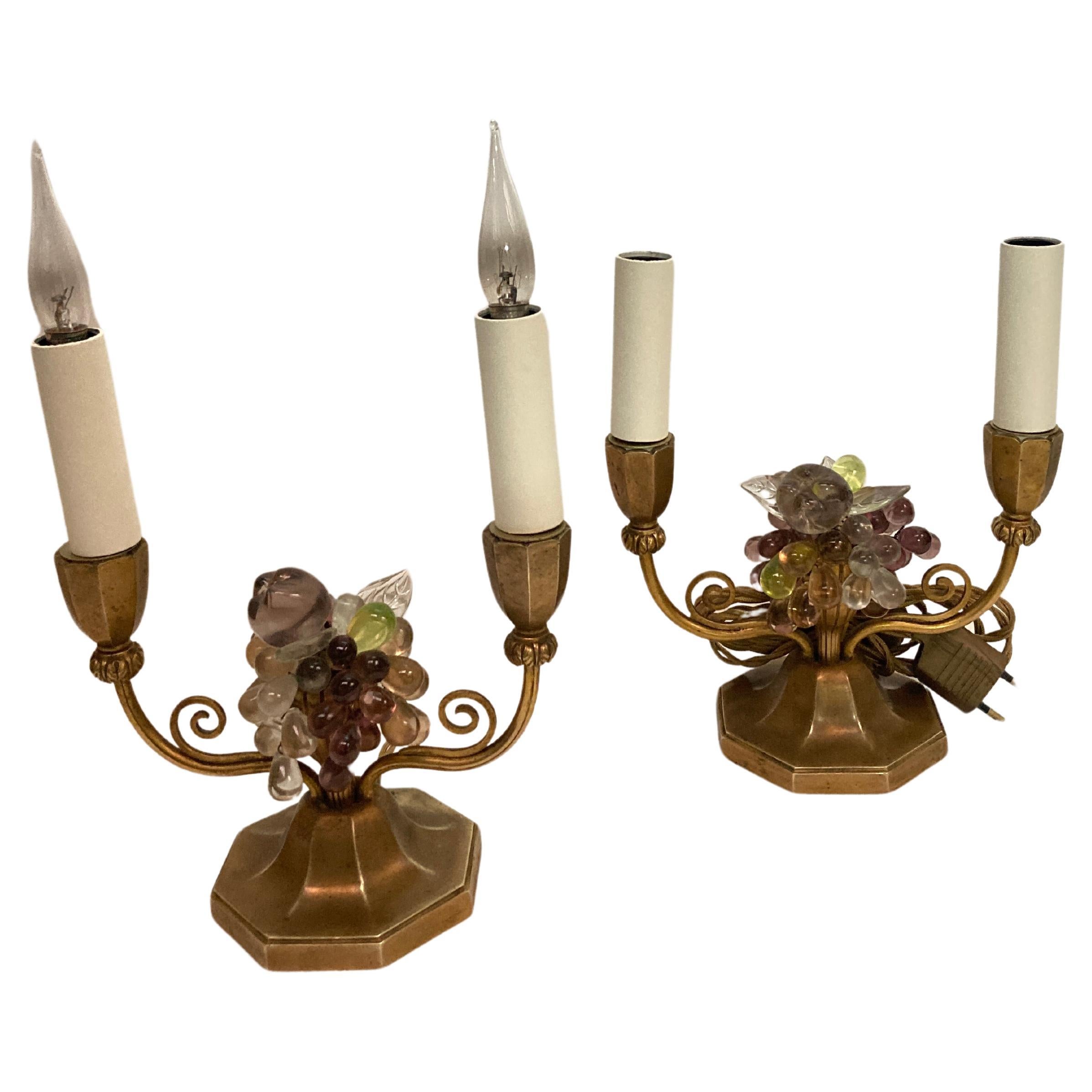Lampes en bronze et verre des années 1950 attribuées à la Maison Baguès en vente