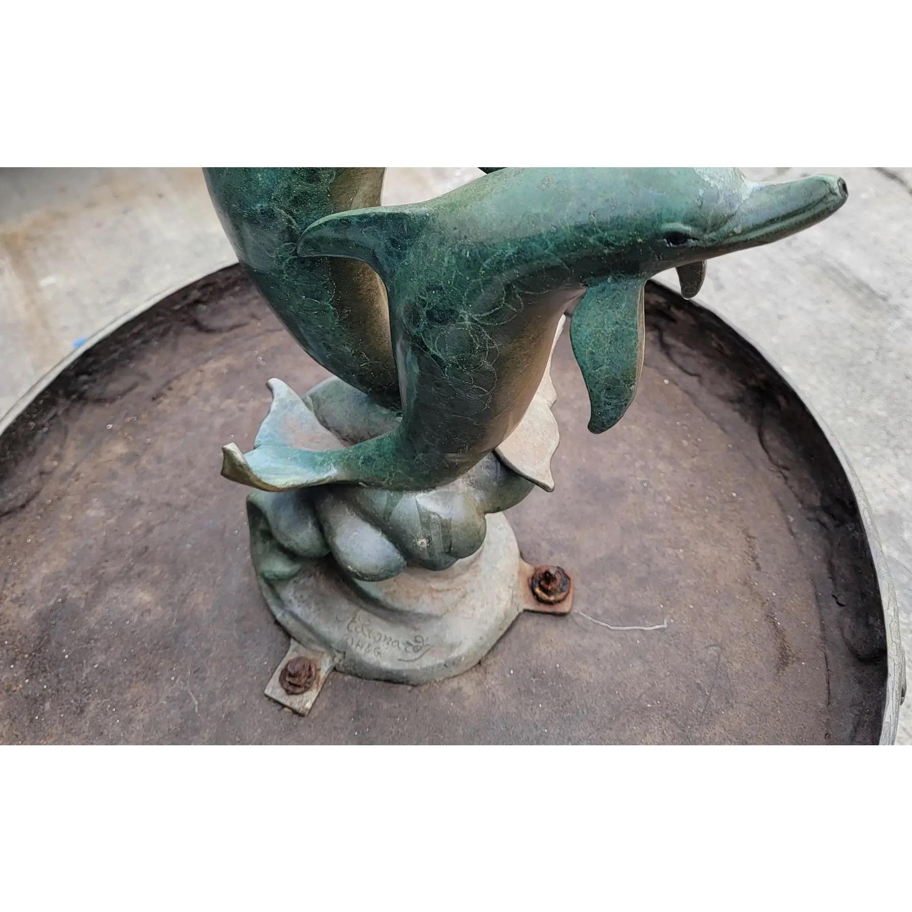 Estatua de Delfín de Bronce para Jardín de los años 50 siglo XX en venta