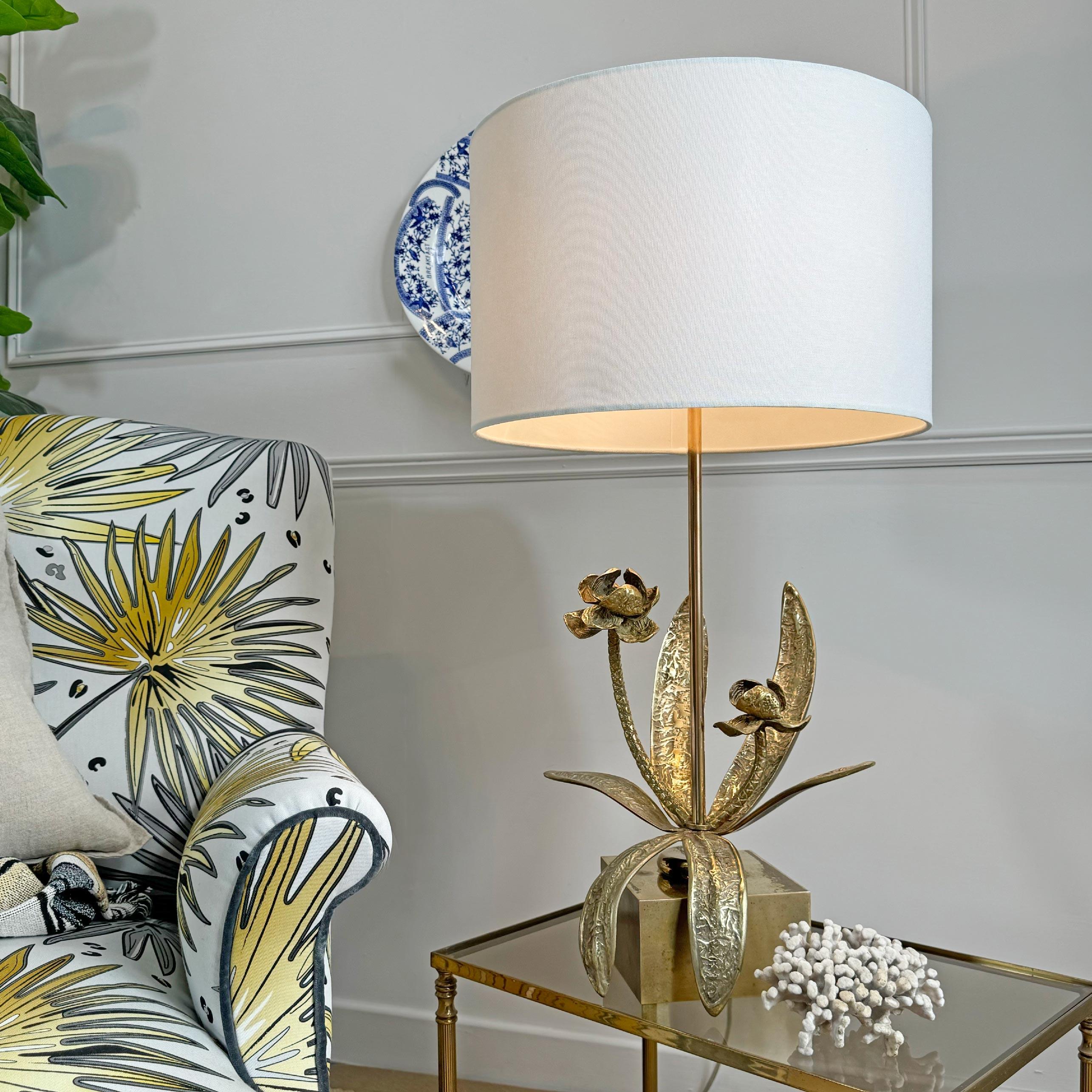20th Century 1950's Bronze Flower and Foliage Table Lamp attributed to Maison Jansen For Sale