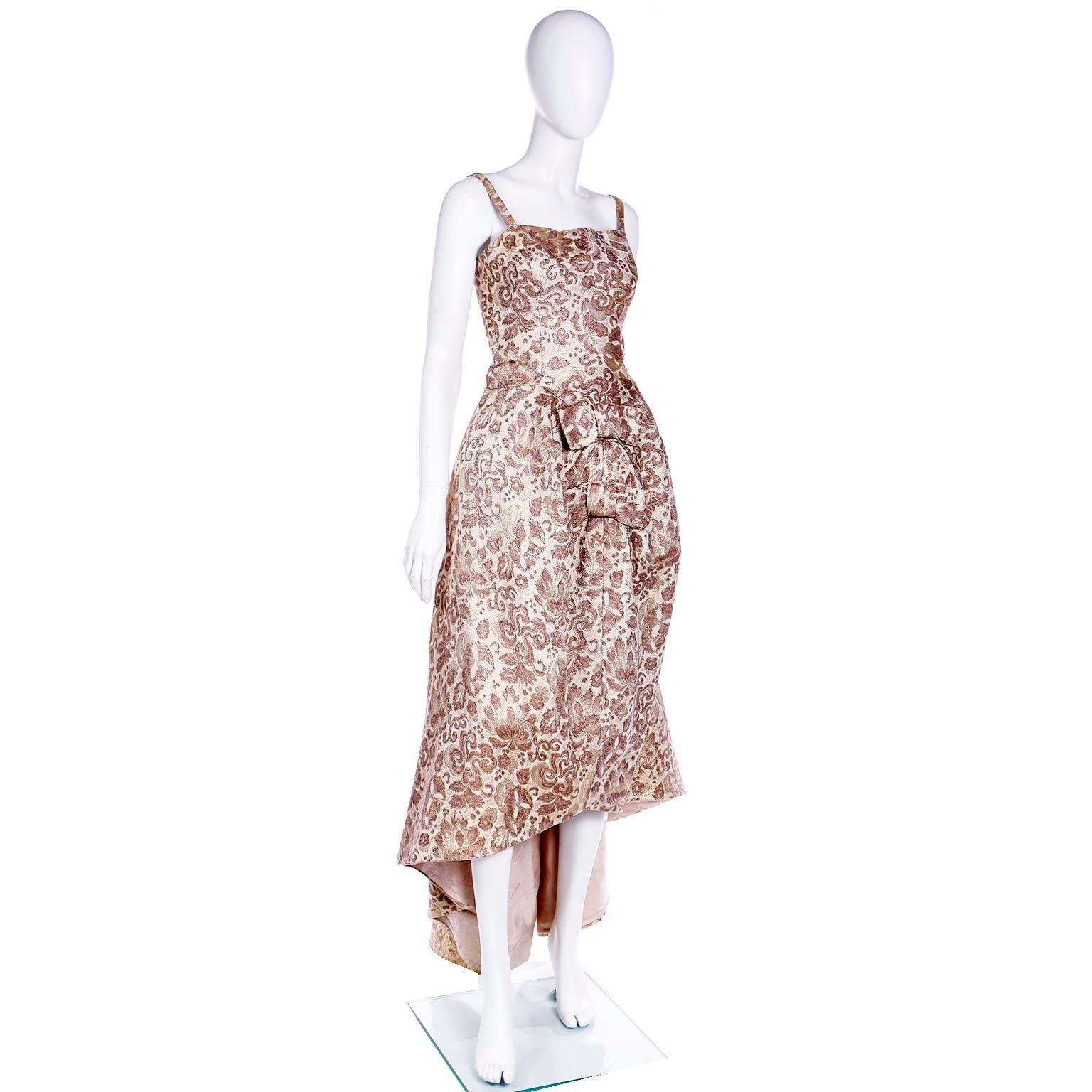 1950s Bronze Gold Metallic Jacquard High Low Evening Dress With Bows In Excellent Condition For Sale In Portland, OR