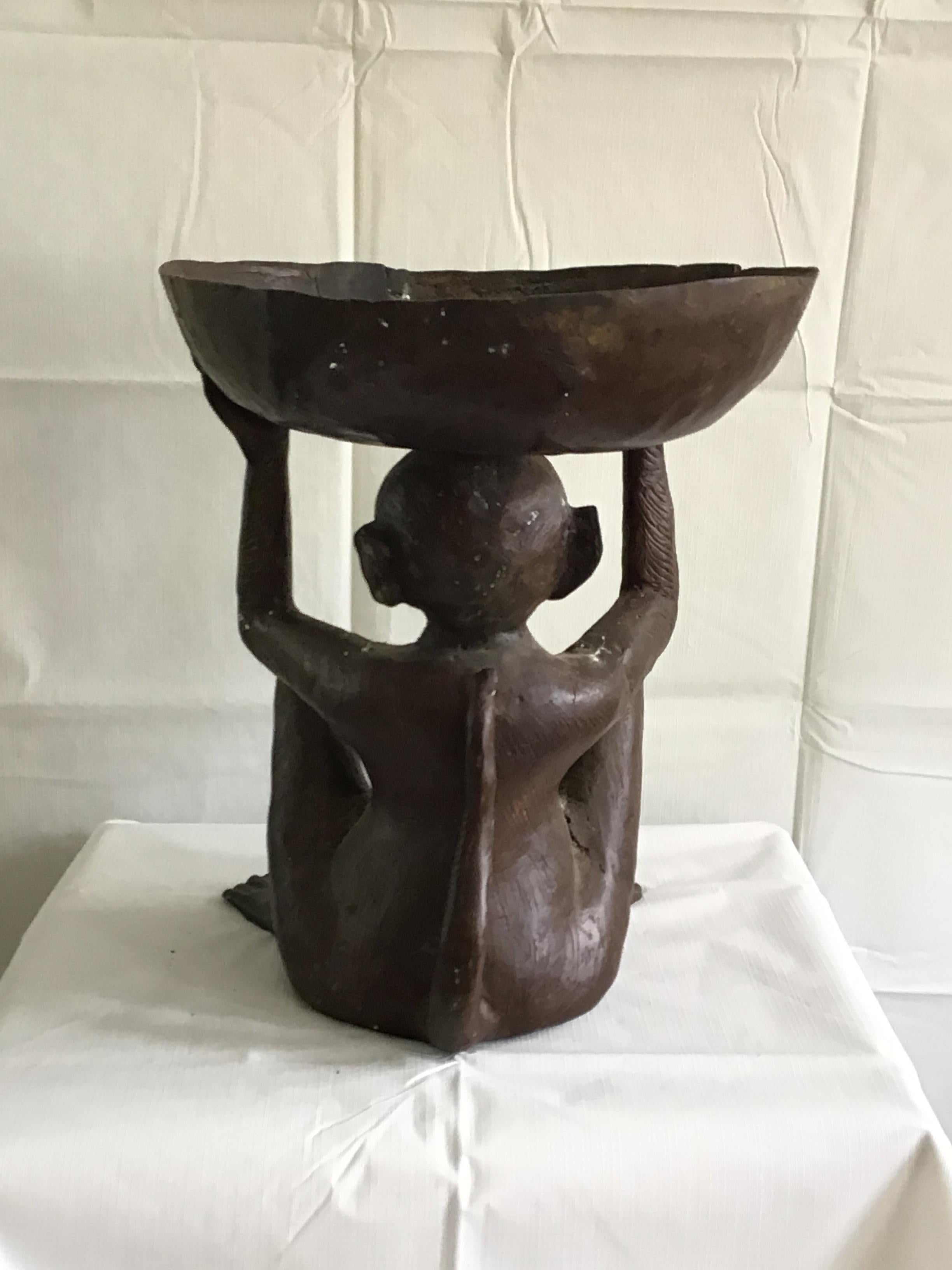Bol à singe en bronze des années 1950 Bon état - En vente à Tarrytown, NY