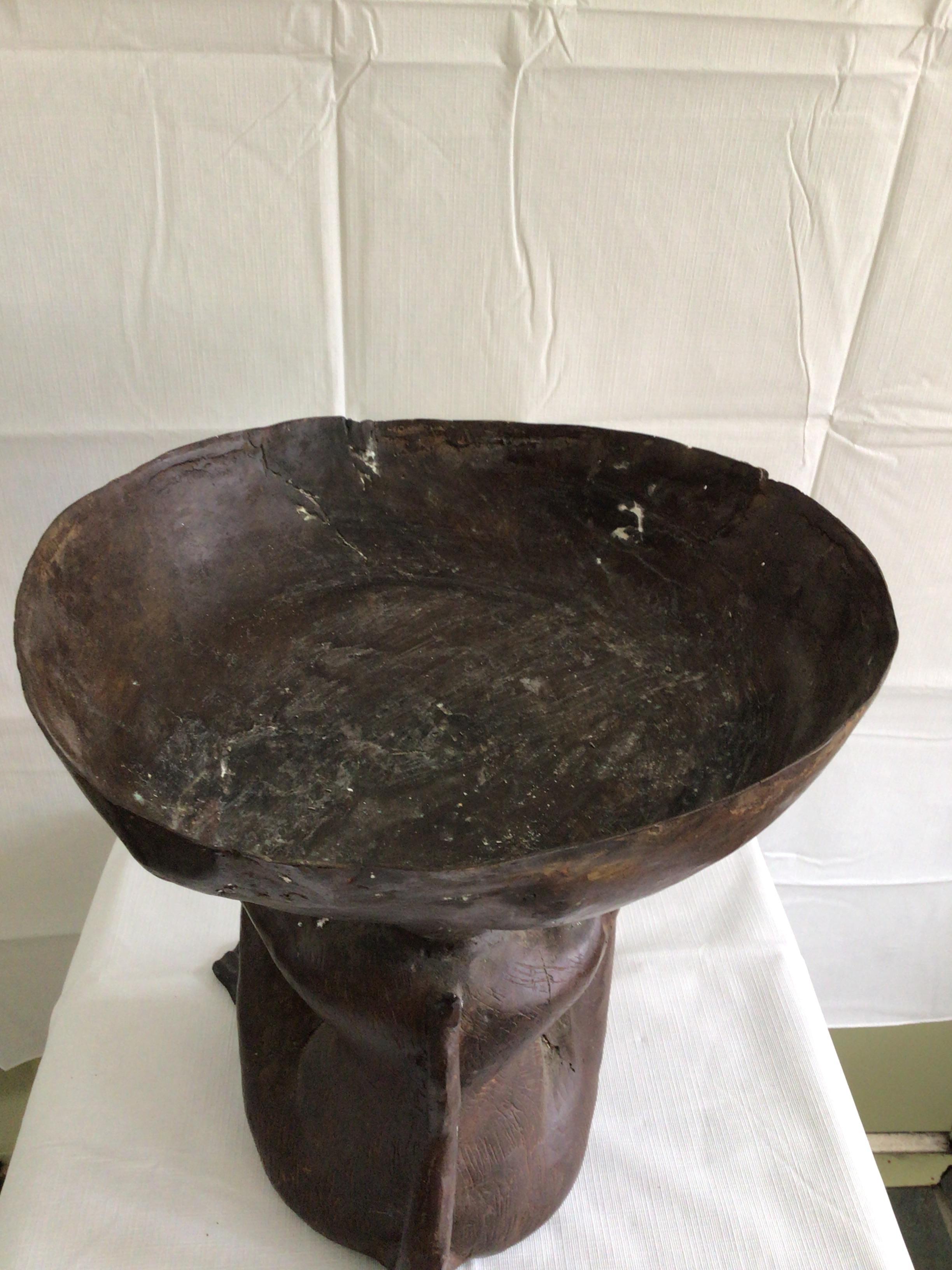 Ciotola a forma di scimmia in bronzo del 1950 in vendita 4