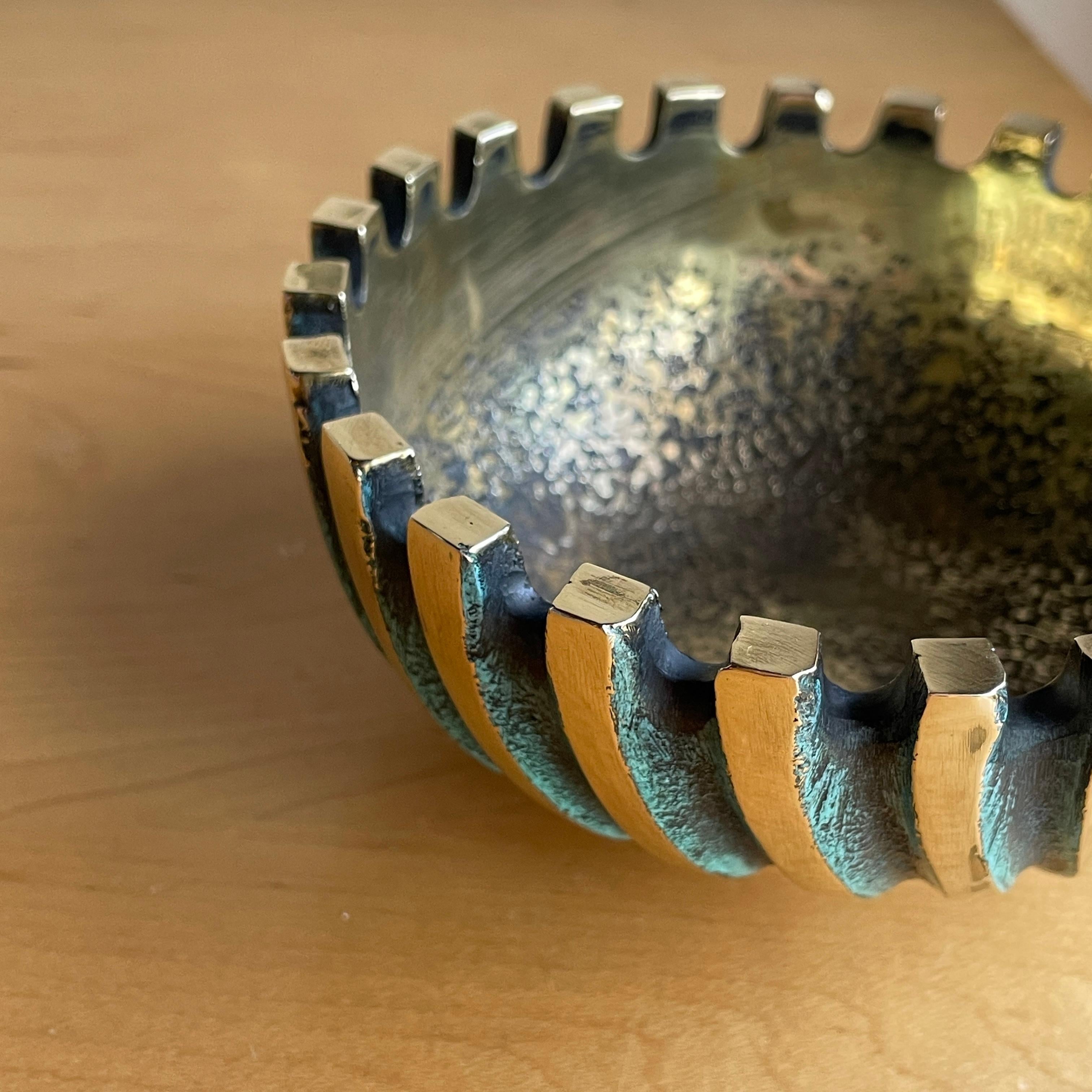 1950s Bronce Sólido Fundido Tazón Remolino Cenicero Cigarrillo Fiesta Tazón Candy Dish en venta 2